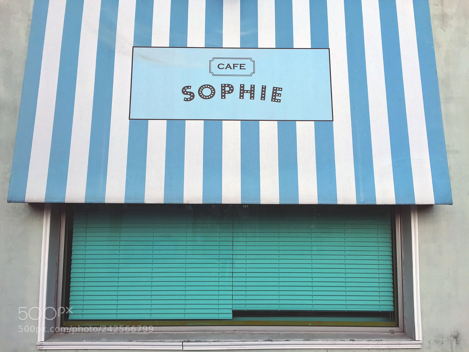 Apple iPhone 6 sample photo. Sophie cafe photography
