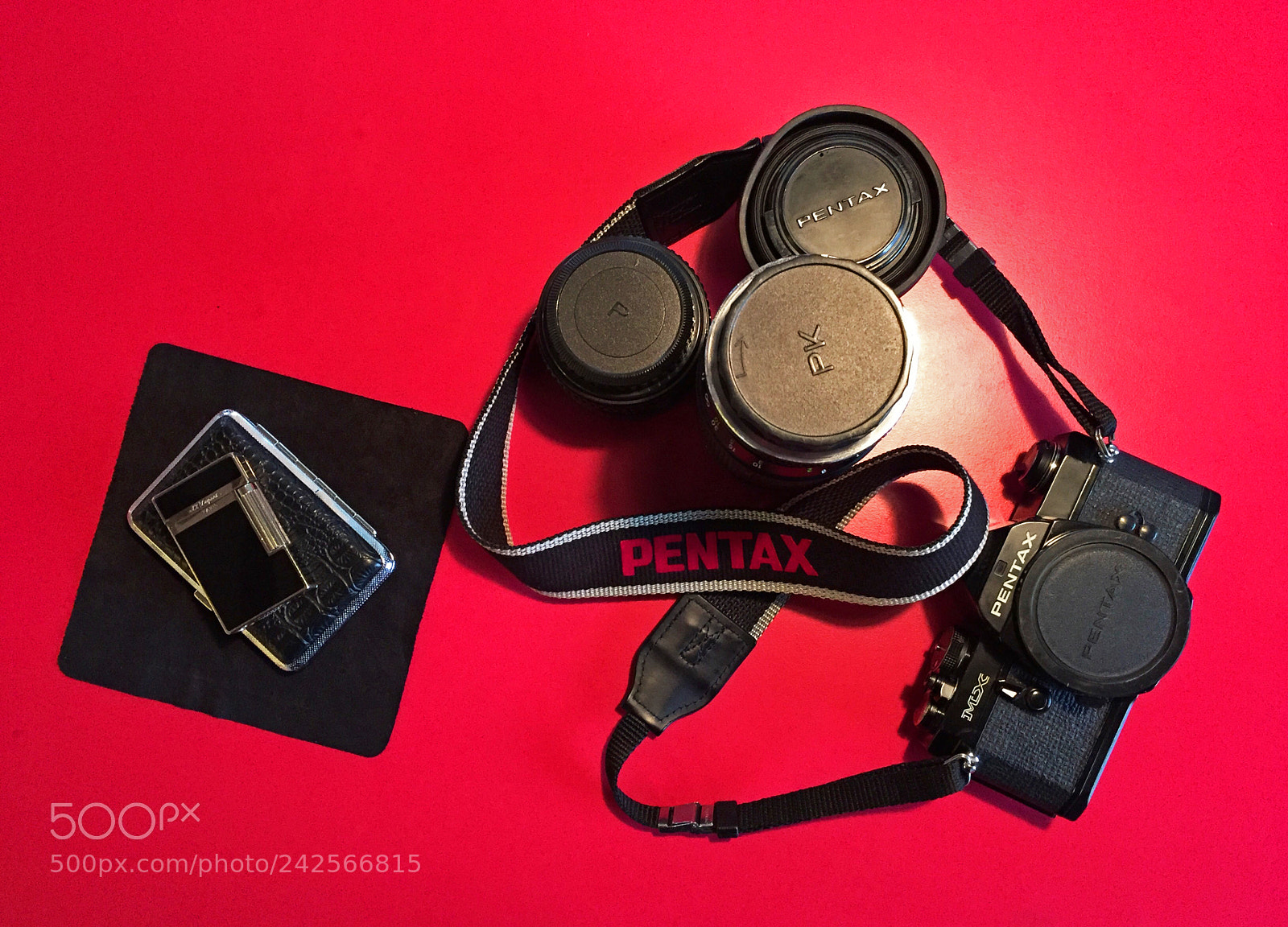 Apple iPhone 6 sample photo. Pentax red photography