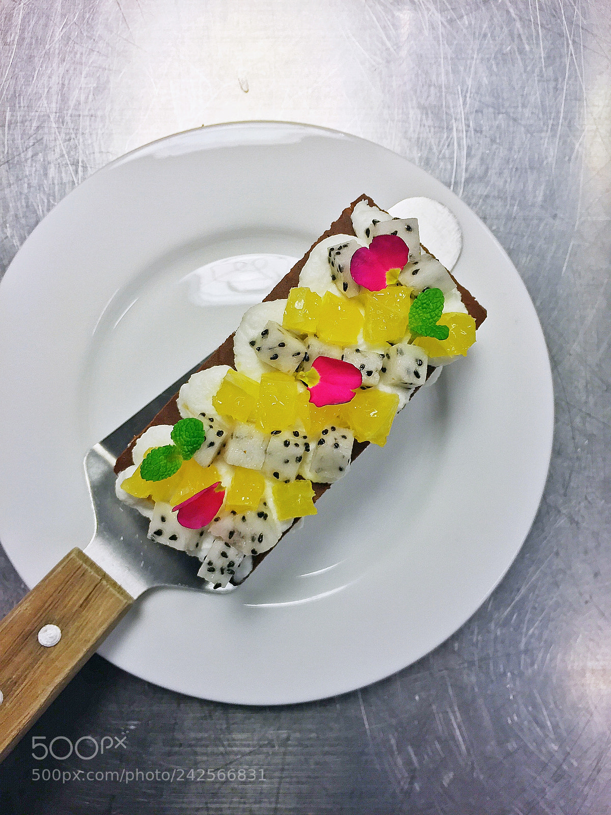 Apple iPhone 6 sample photo. Avant musee dessert photography