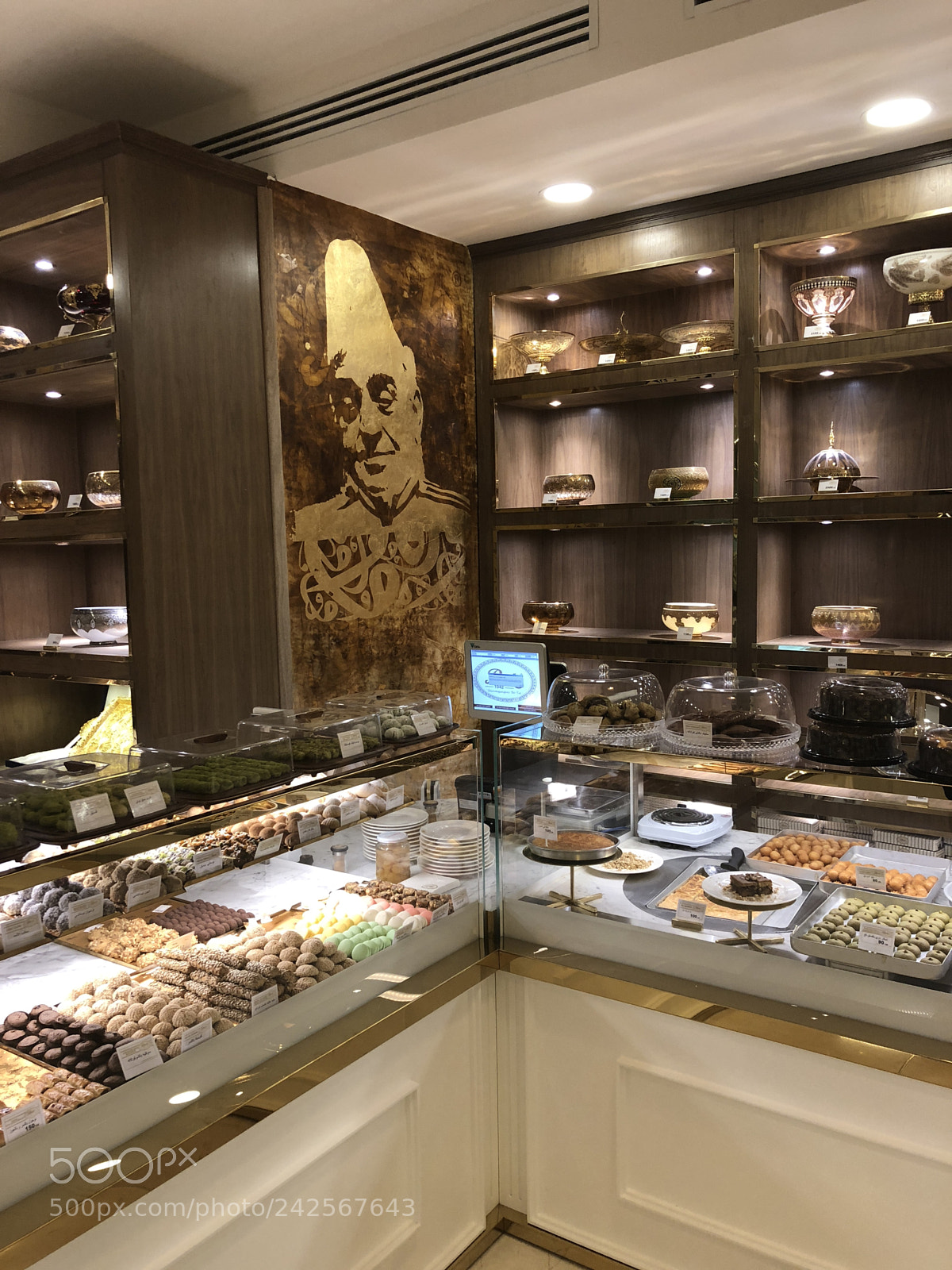 Apple iPhone X sample photo. Petek patisserie riyadh photography