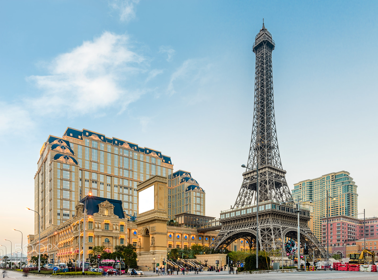 Nikon D800 sample photo. Parisian resort hotel in photography