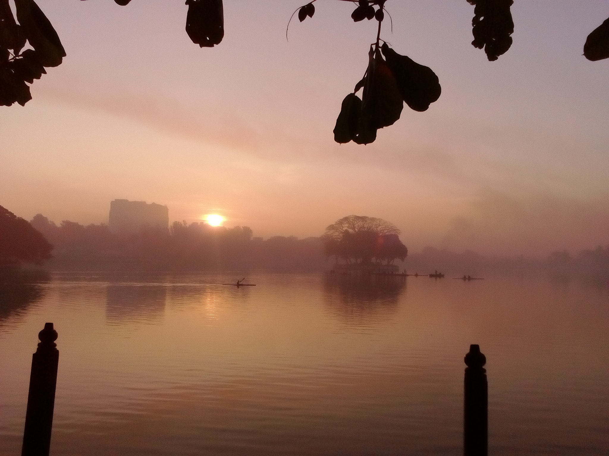 LG MAX sample photo. Ulsoor lake bangalore photography