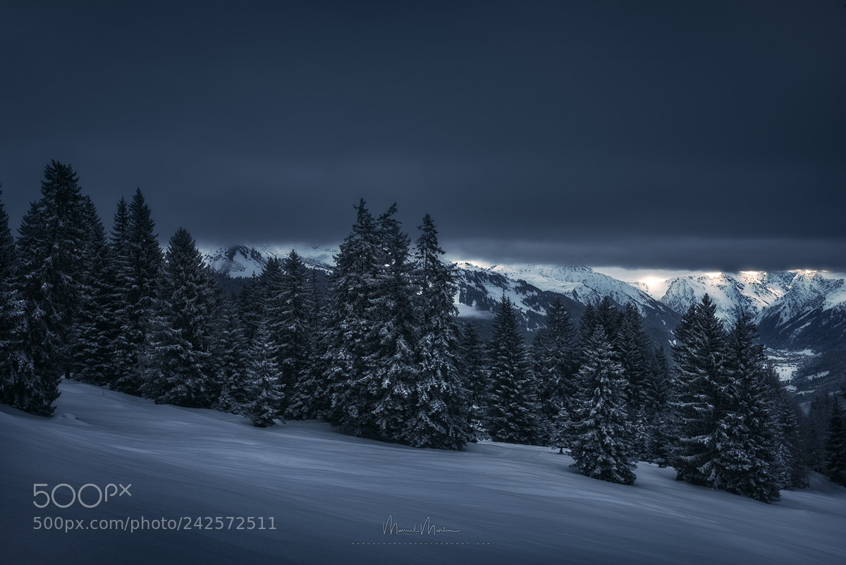 Nikon D810 sample photo. Winter thunderstorm photography