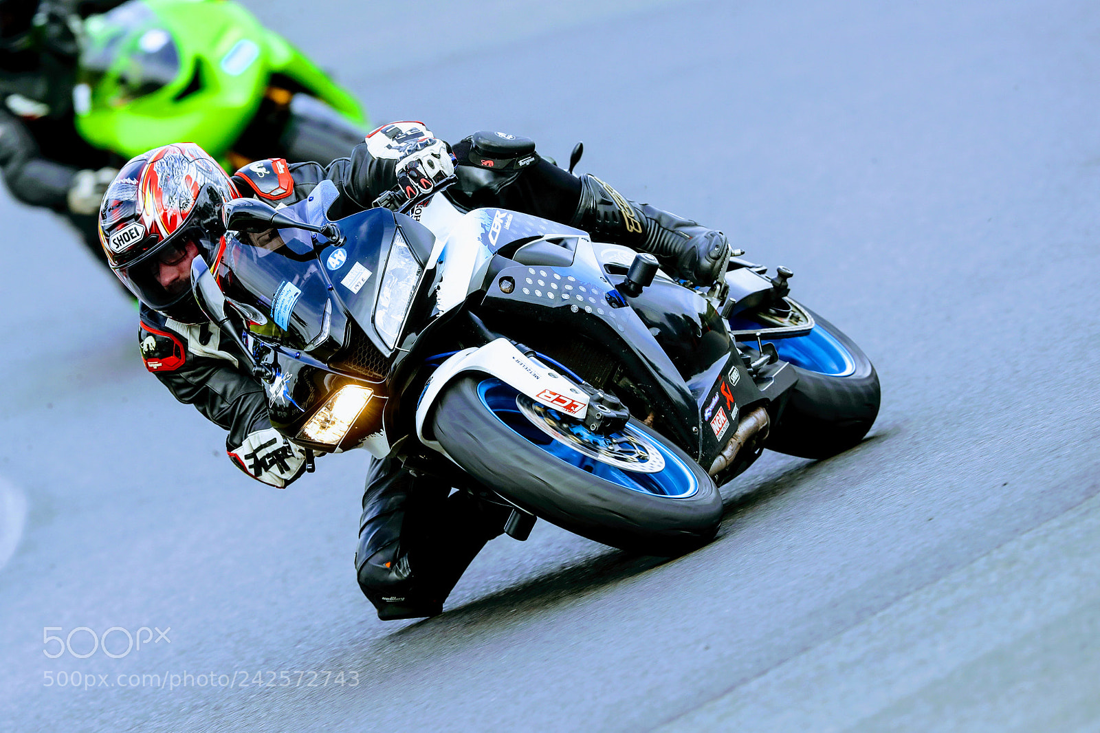 Canon EOS-1D X Mark II sample photo. Knee down at druids photography