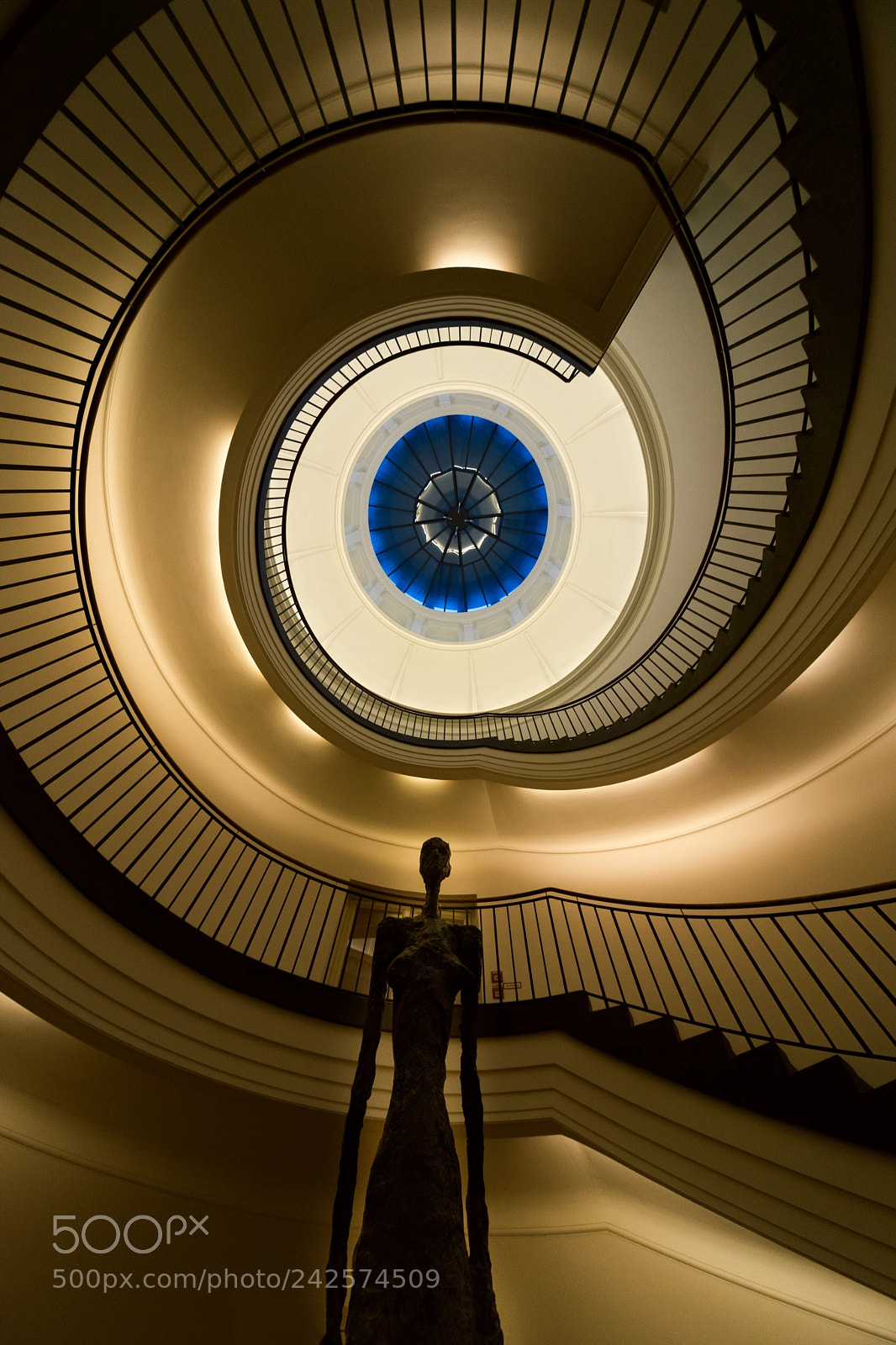 Nikon D800 sample photo. Giacometti in berggruen museum photography
