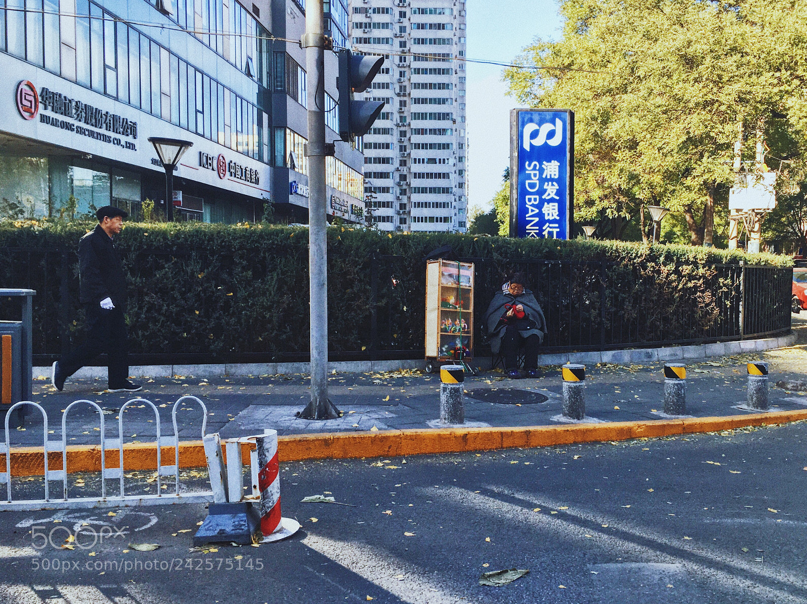 Apple iPhone 6s sample photo. 北京的街头 photography