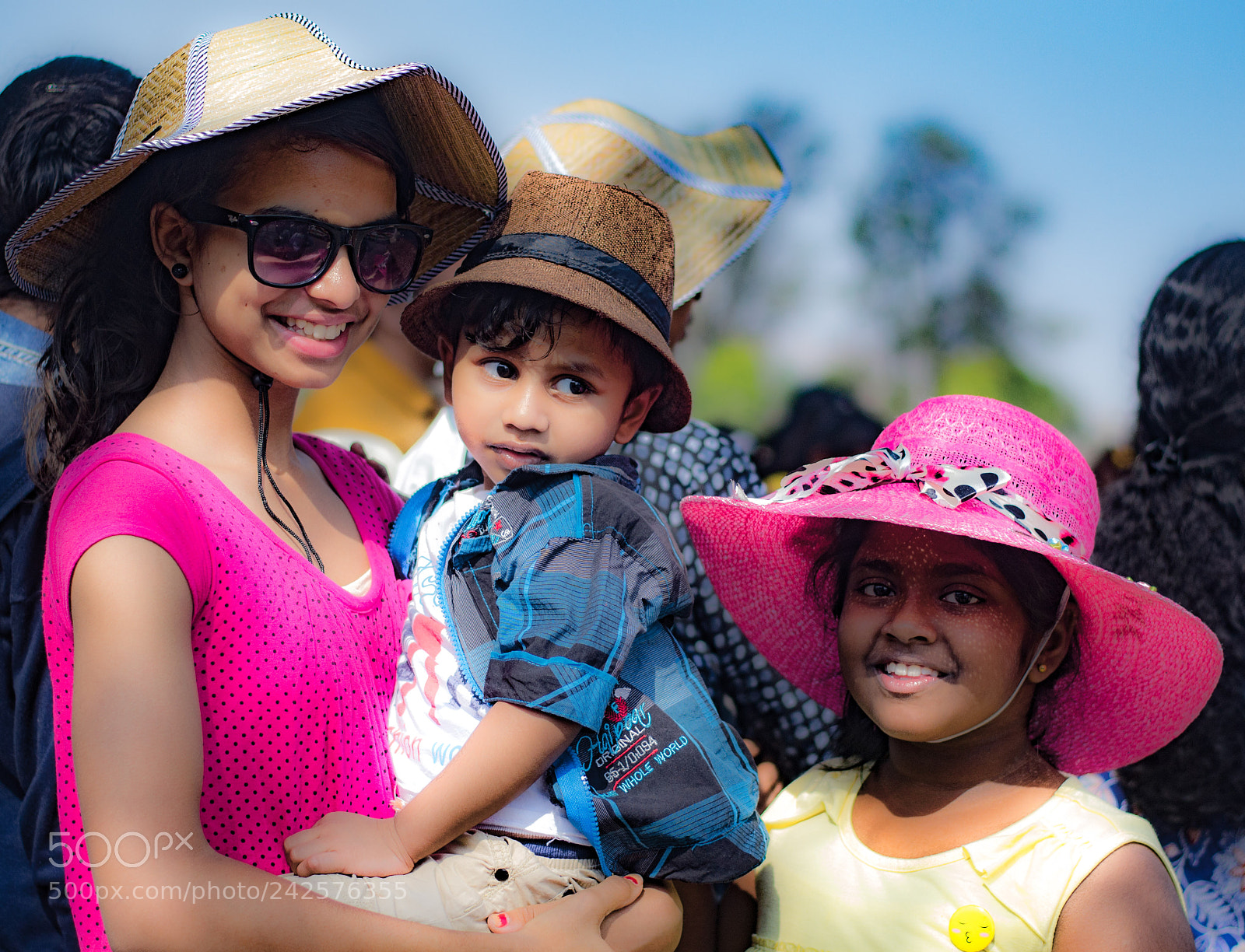 Nikon D3100 sample photo. Kids photography