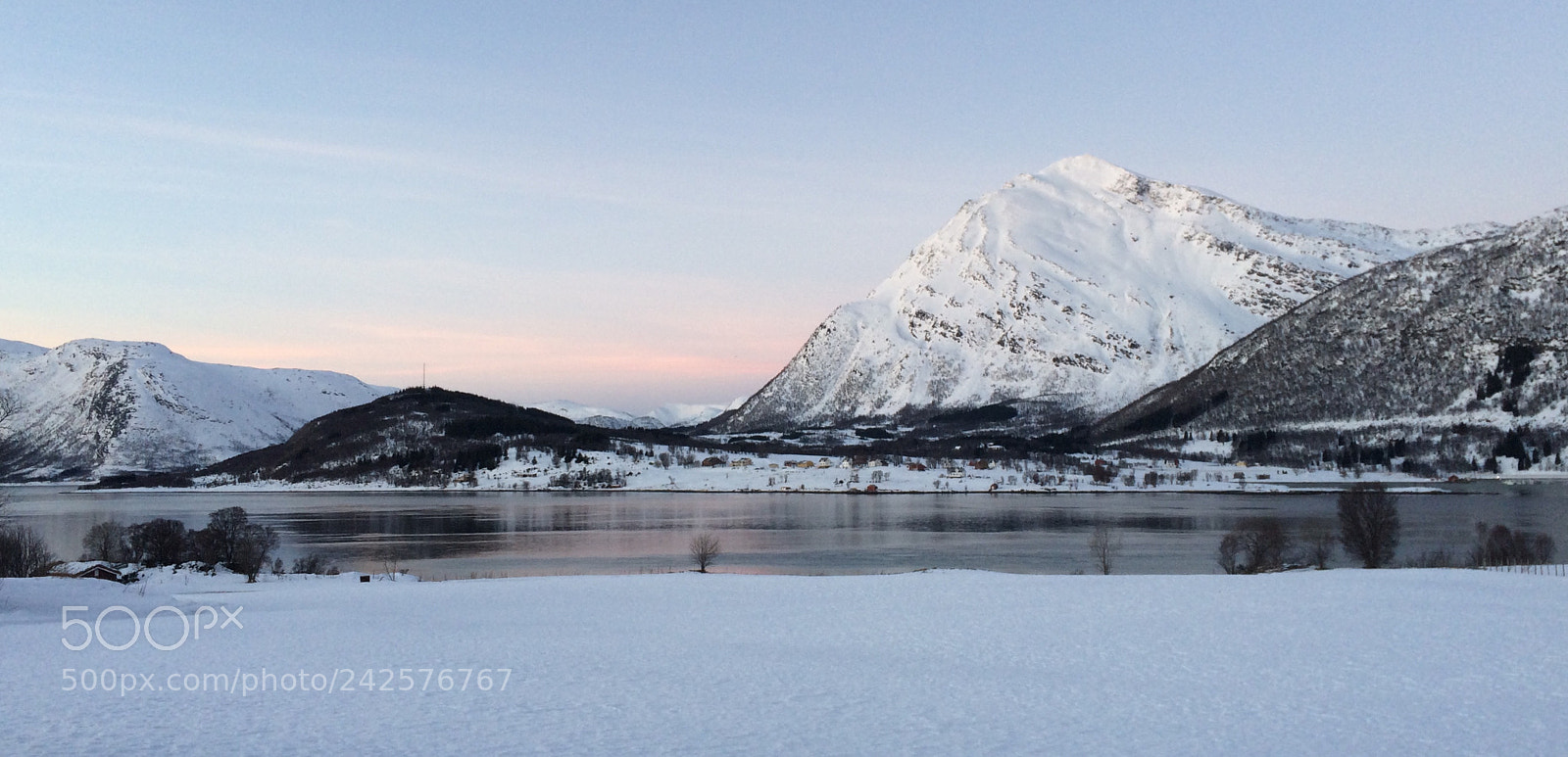 Apple iPhone 5s sample photo. By tjeldsundet photography