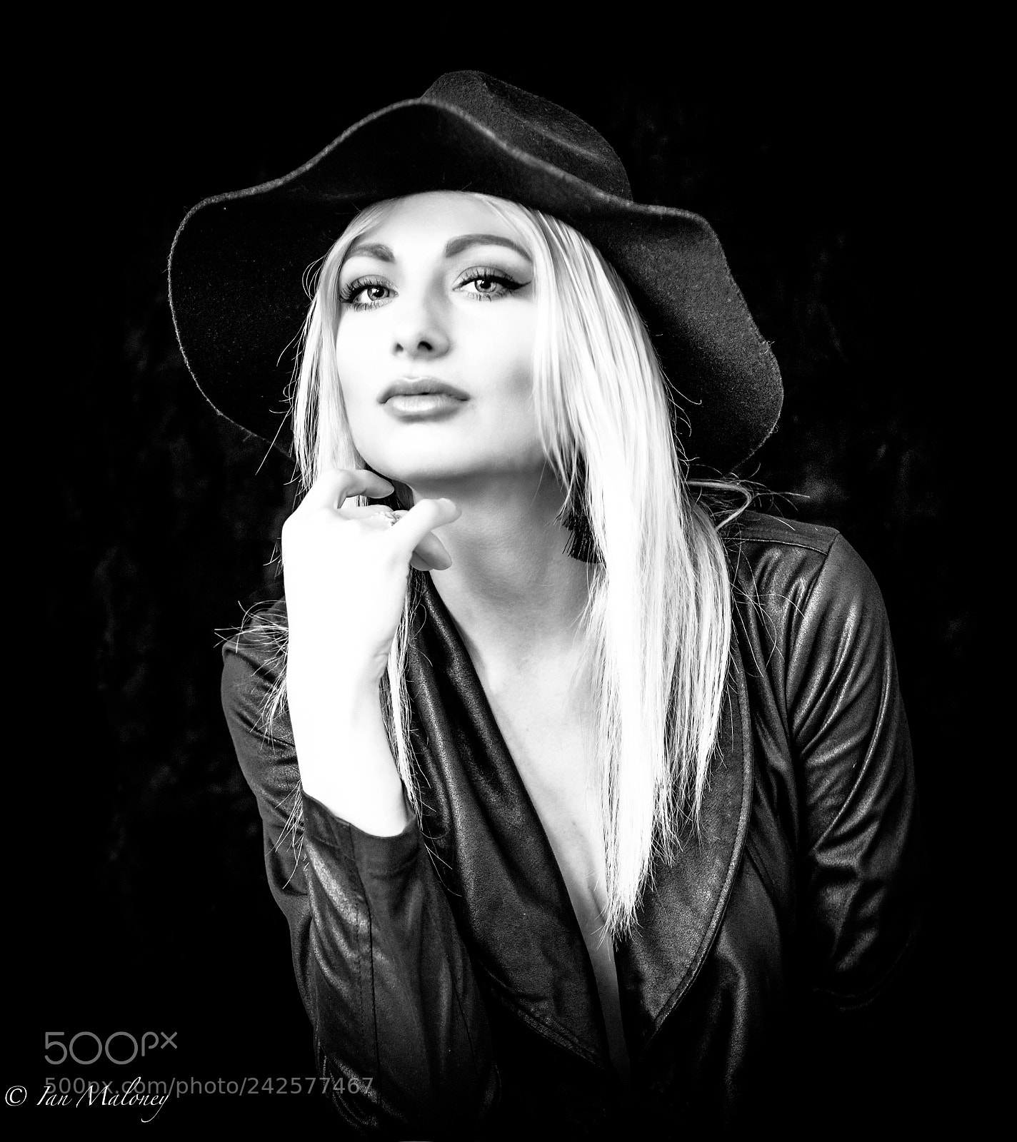 Nikon D800 sample photo. B/w portrait photography