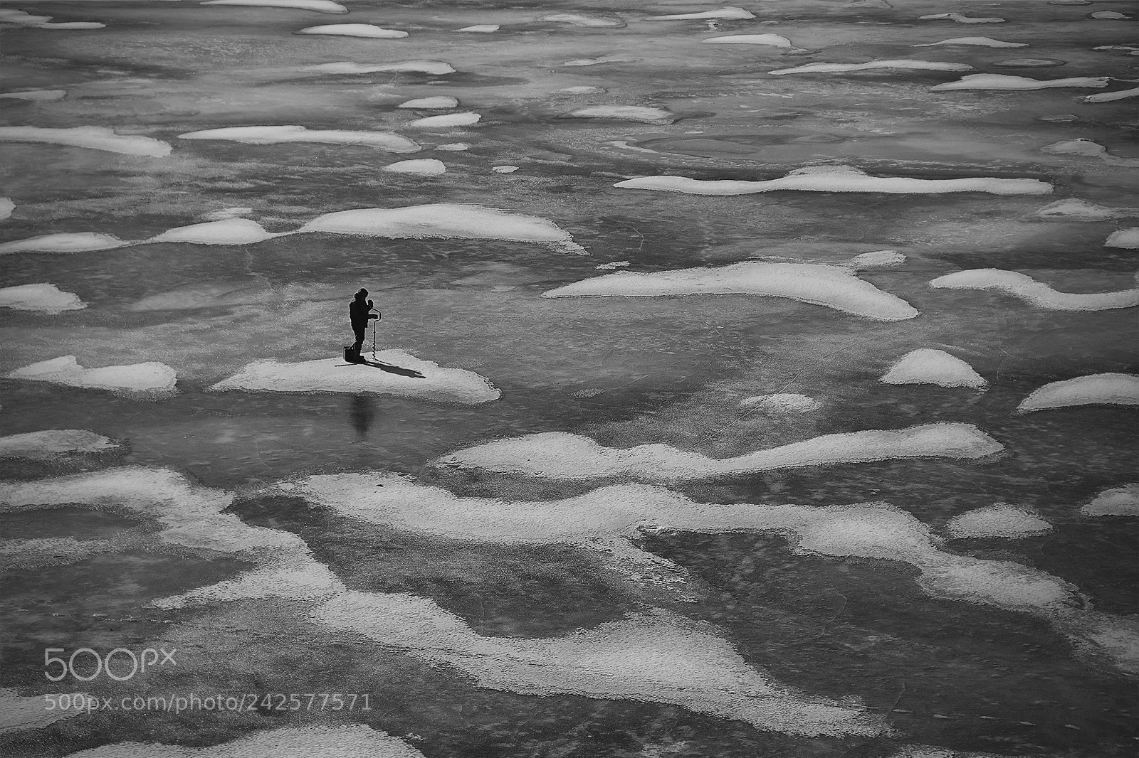 Sony SLT-A65 (SLT-A65V) sample photo. Winter fishing in the photography