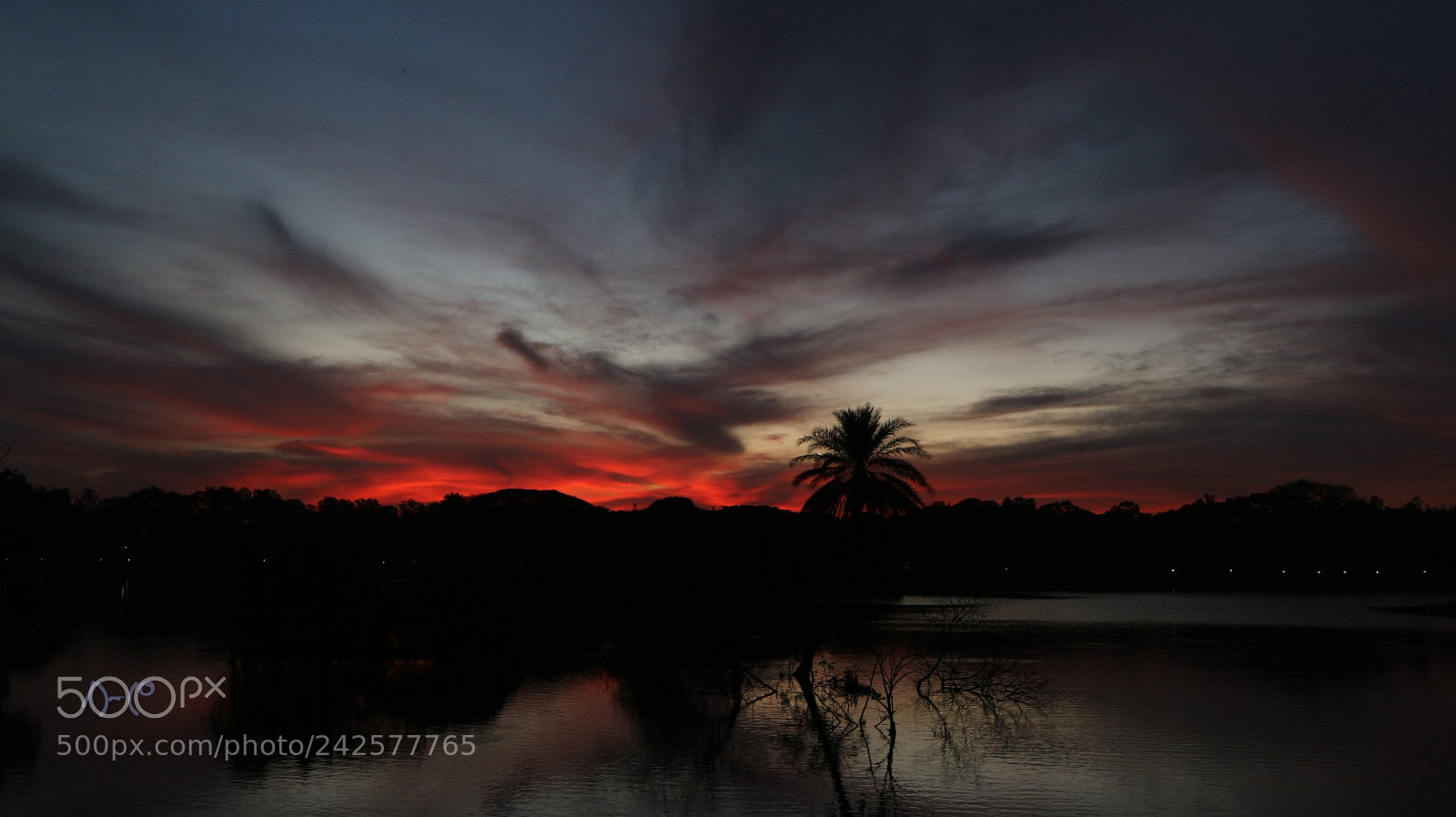 Canon EOS M10 sample photo. Evening sky photography