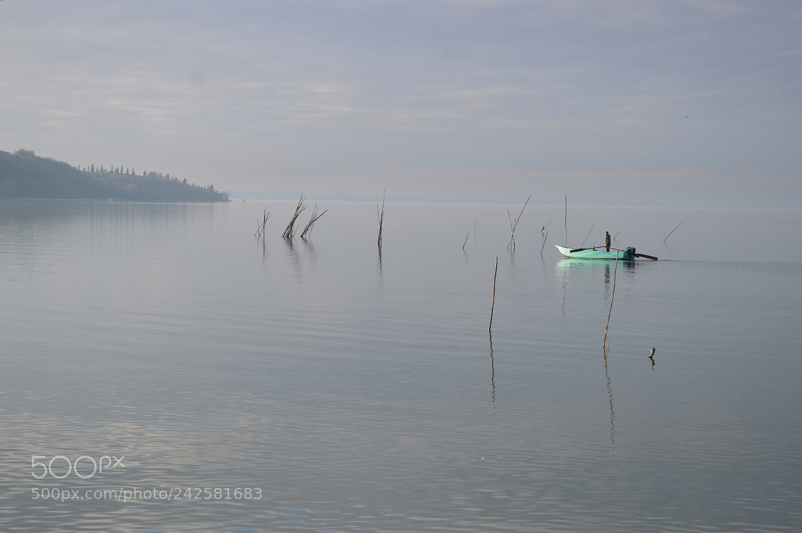 Nikon D3200 sample photo. The boatman photography