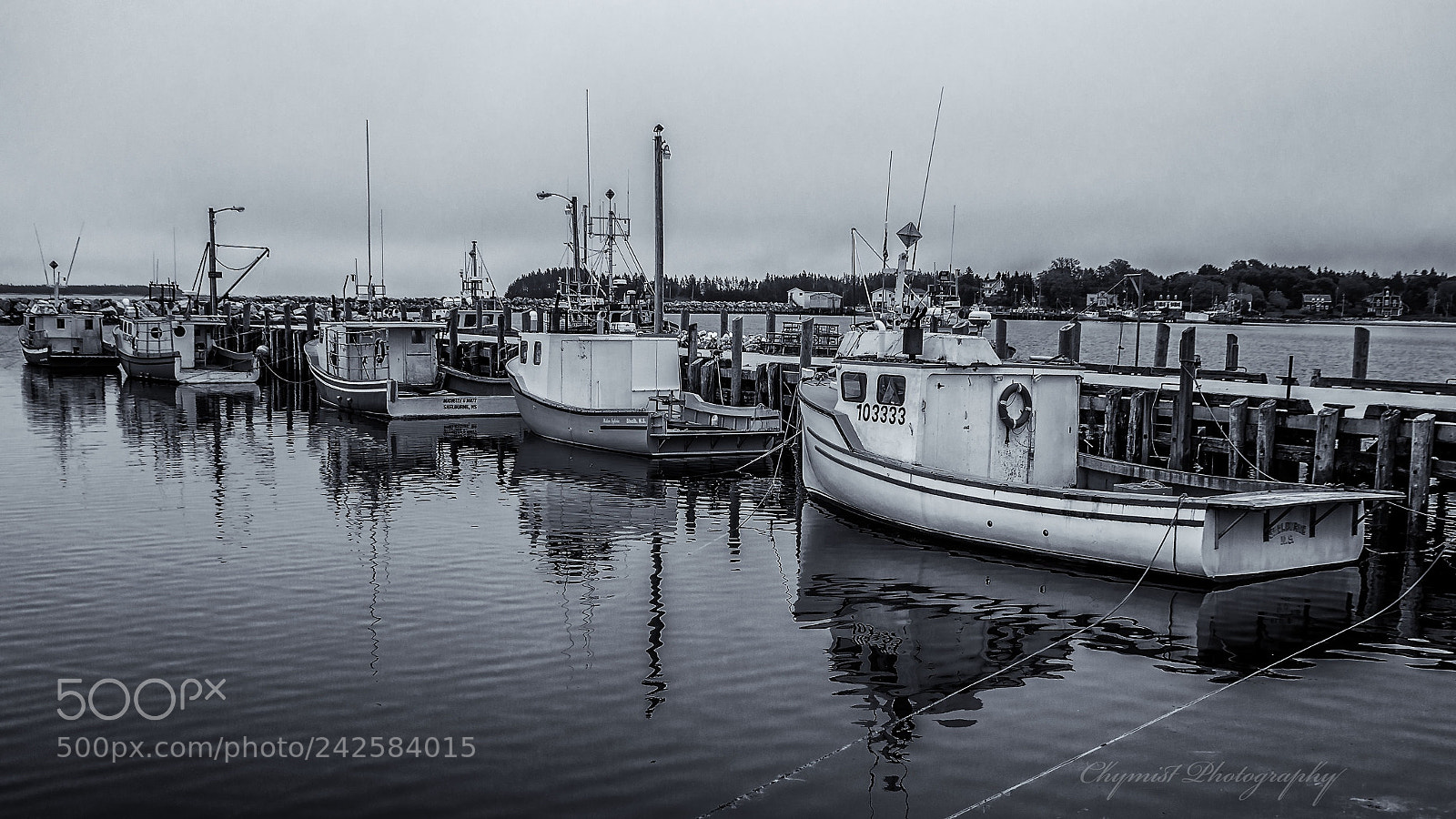 Sony Alpha DSLR-A350 sample photo. Waterfront photography
