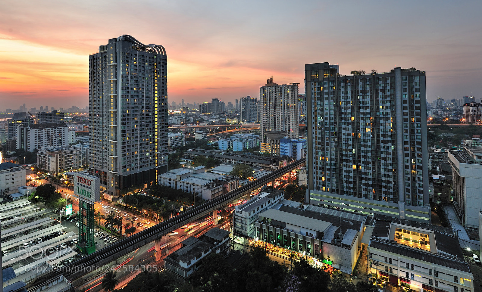 Nikon D700 sample photo. Bangkok twilight, thailand photography
