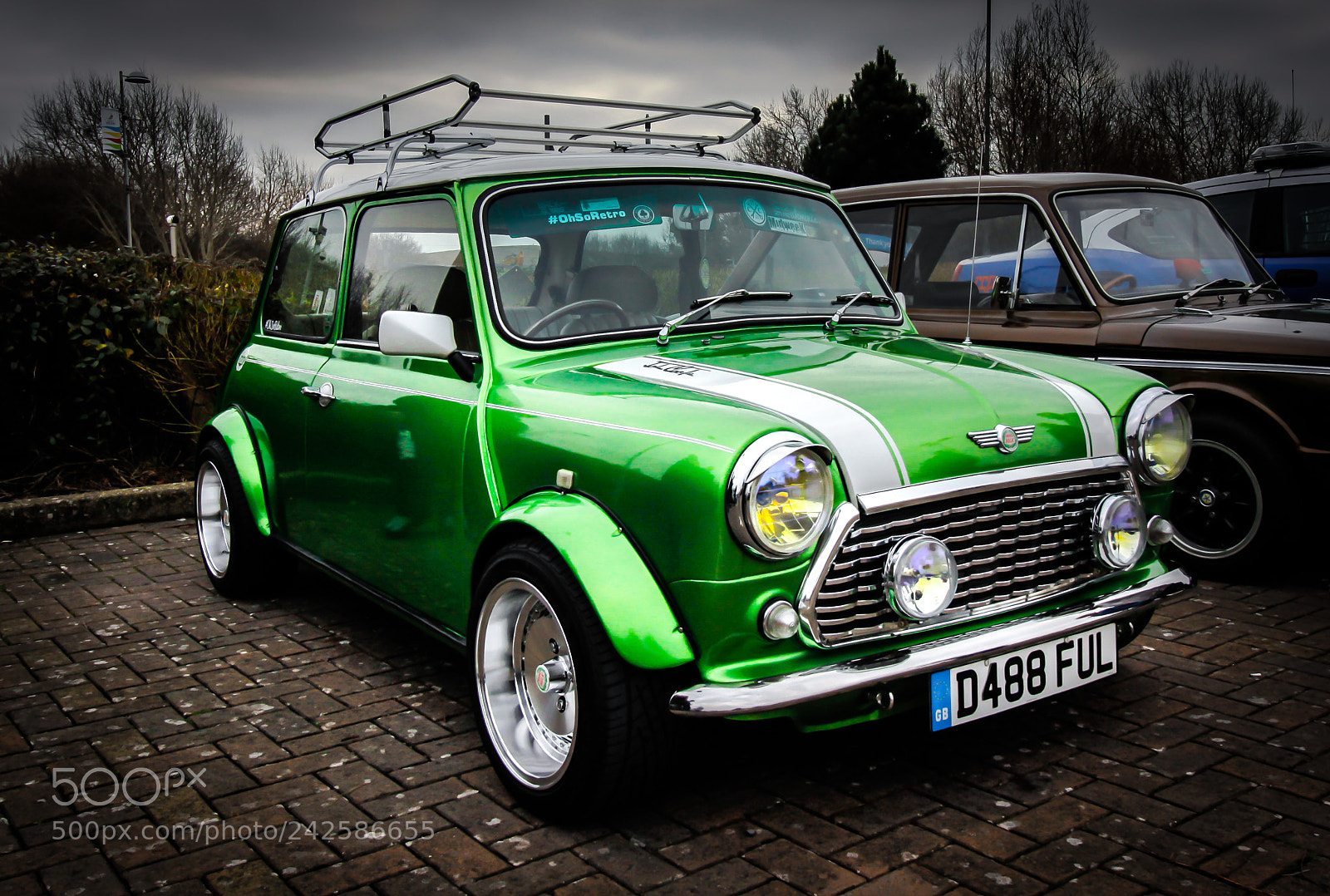 Canon EOS 50D sample photo. Classic mini cooper photography