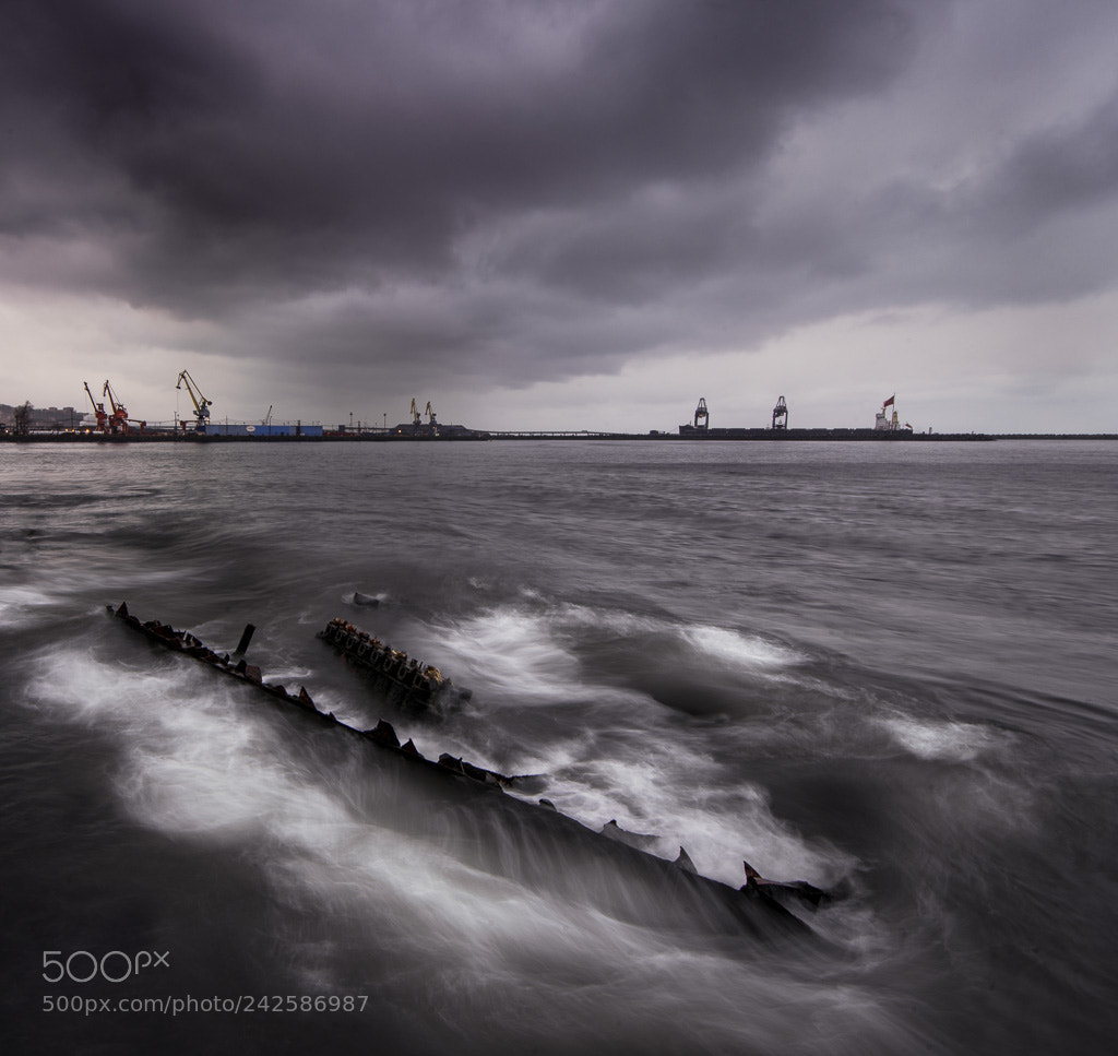 Nikon D610 sample photo. Ghost ship photography