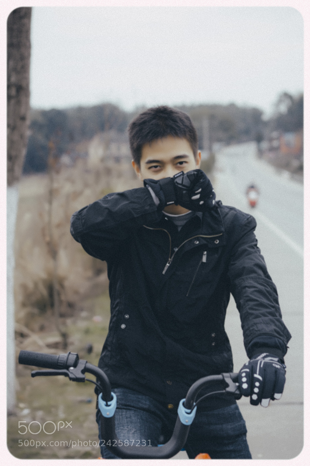 Canon EOS 60D sample photo. Street photo: cycling photography