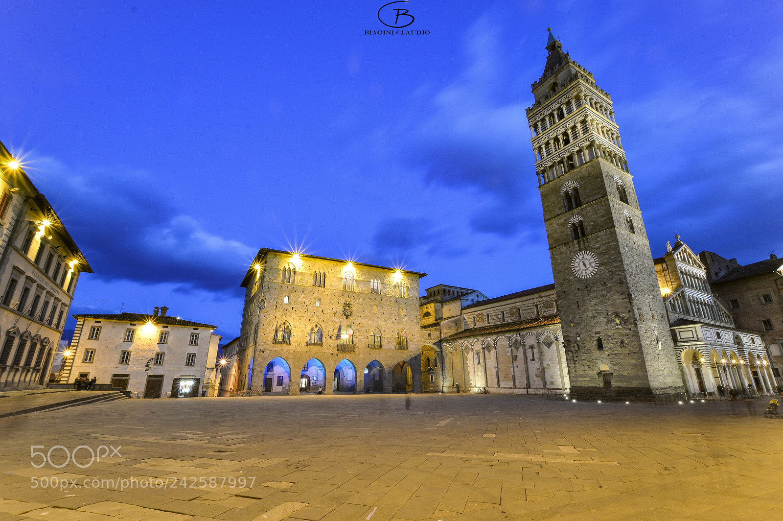 Nikon D3200 sample photo. Pistoia,piazza del duomo 13/01/2018 photography