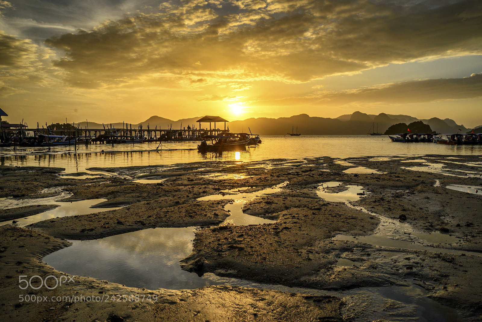 Nikon D610 sample photo. Langkawi jetty in he photography