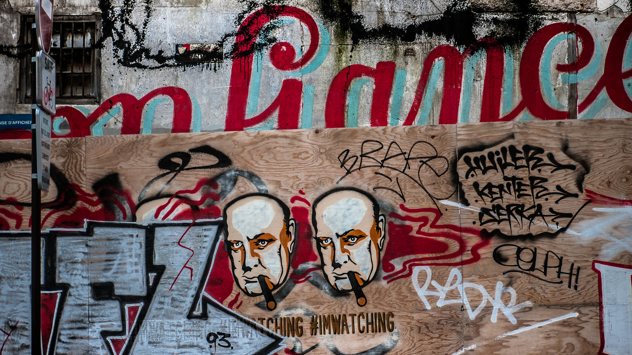 Panasonic Lumix DMC-GH1 sample photo. Churchill on the wall photography