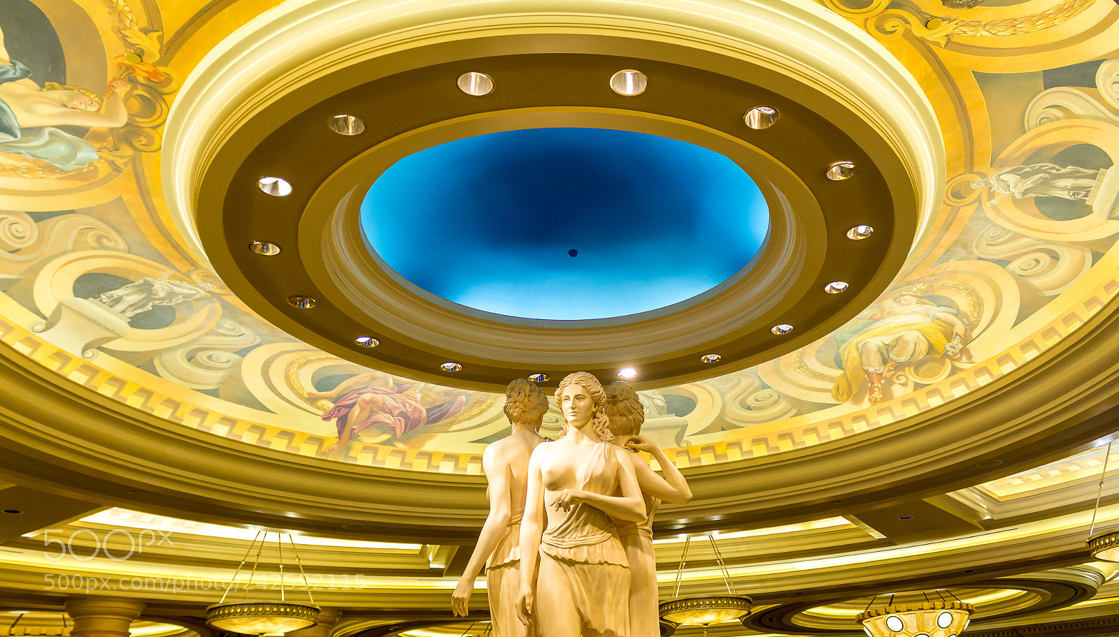 Canon EOS 700D (EOS Rebel T5i / EOS Kiss X7i) sample photo. Caesars palace las vegas photography
