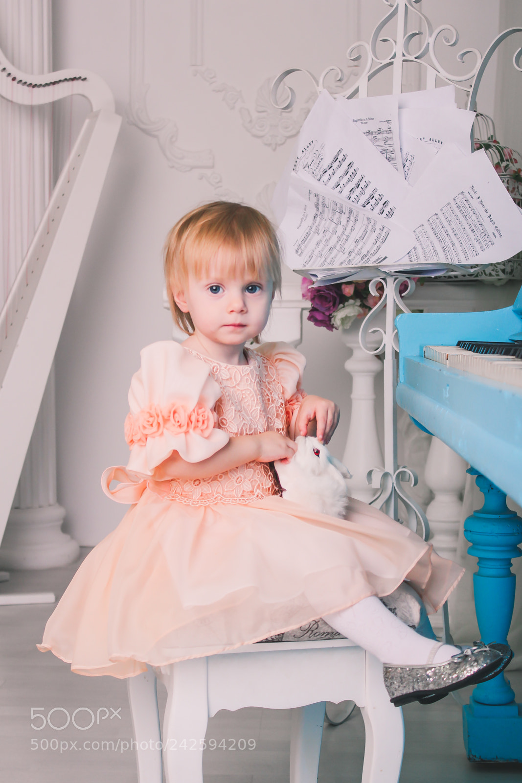 Canon EOS 550D (EOS Rebel T2i / EOS Kiss X4) sample photo. Girl photography
