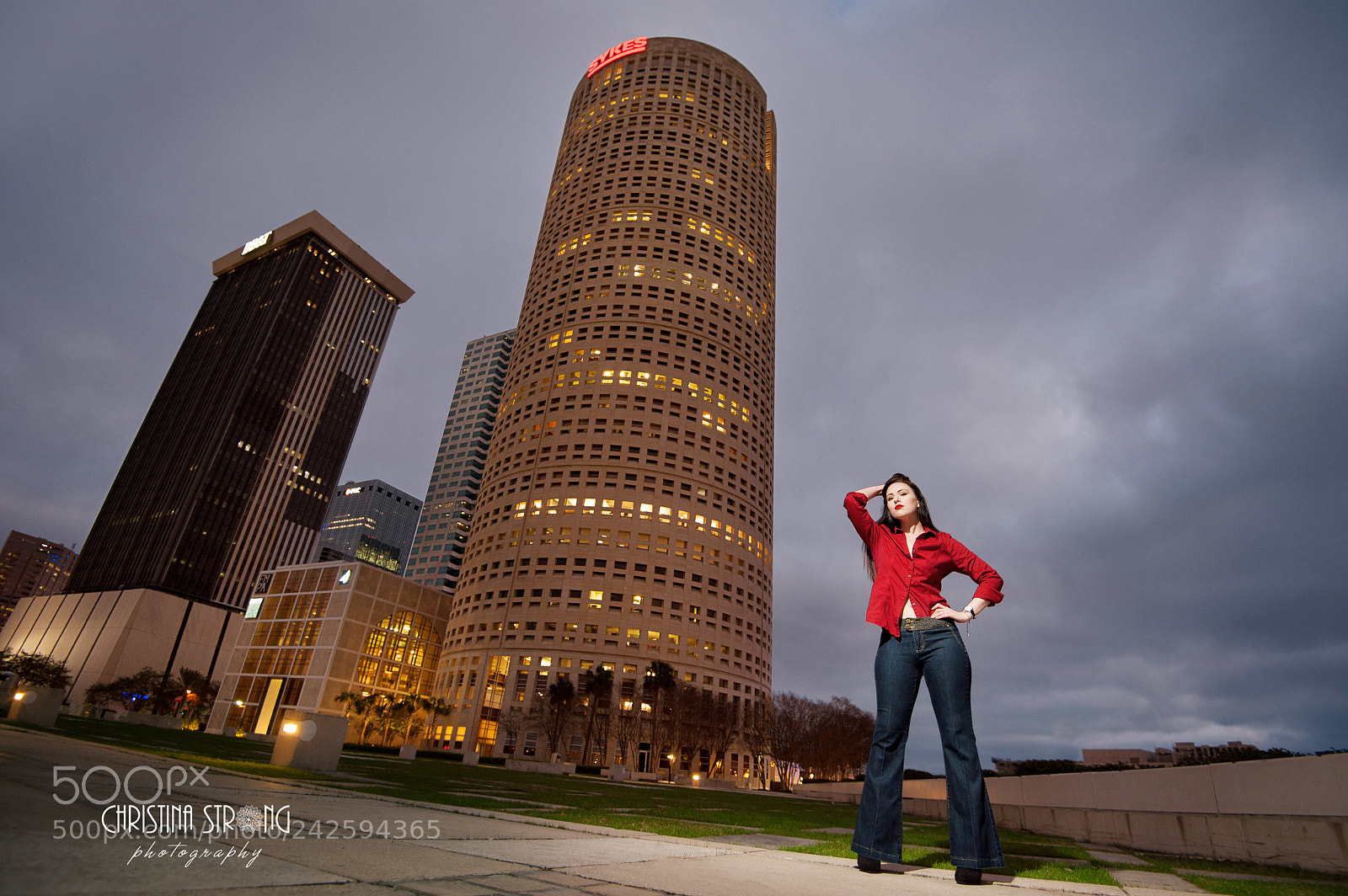 Nikon D700 sample photo. In the city photography
