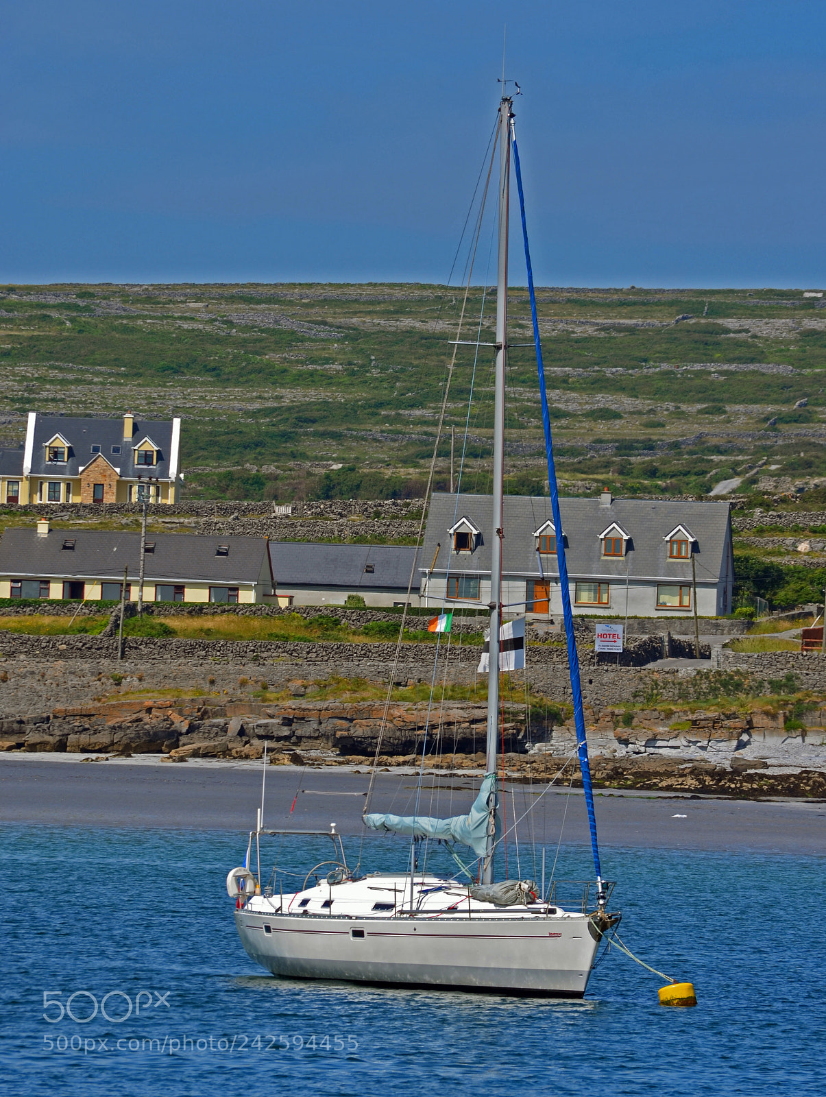 Nikon D5100 sample photo. Sailboat aran islands photography