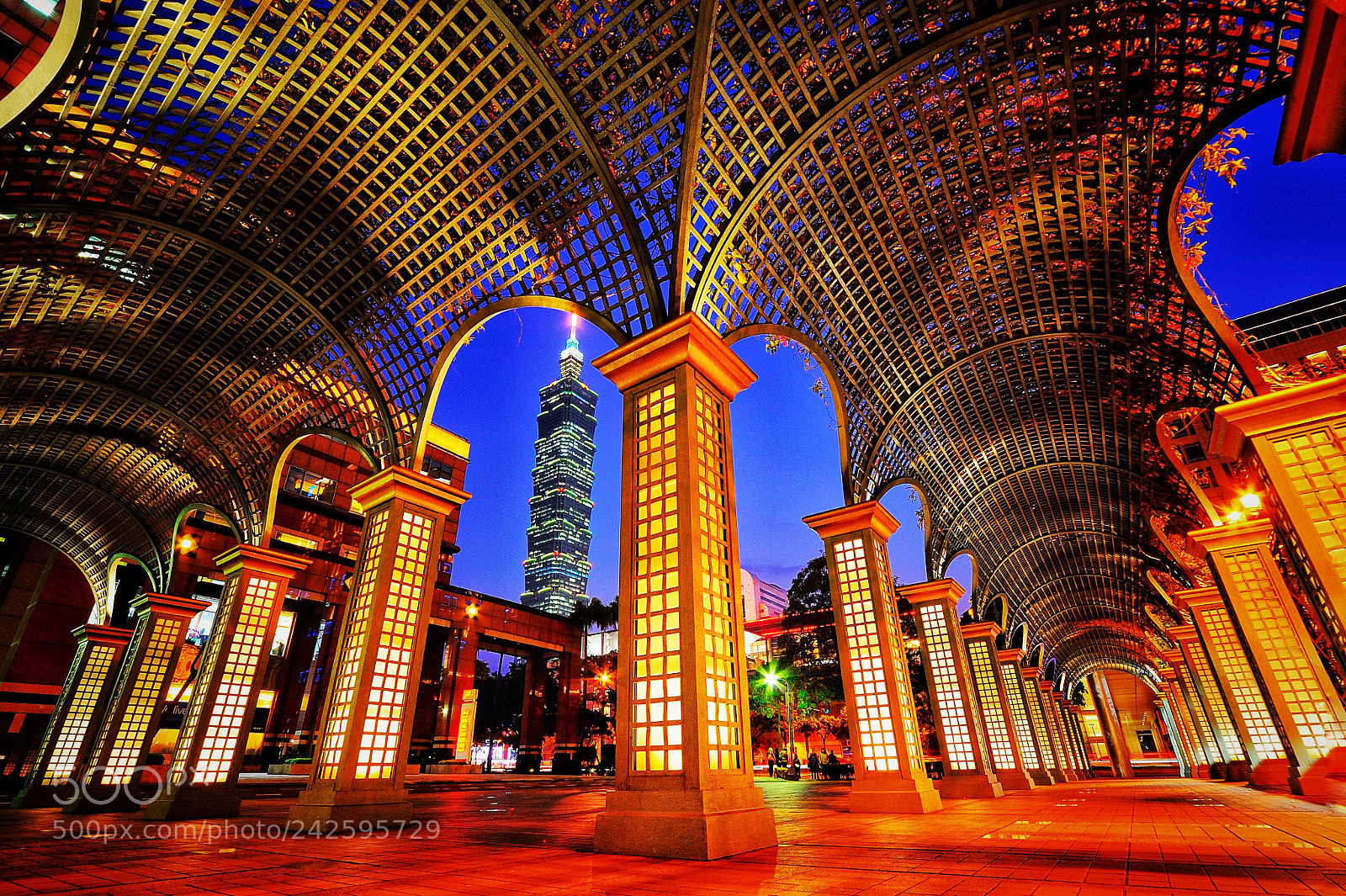 Nikon D700 sample photo. Taipei 101 photography