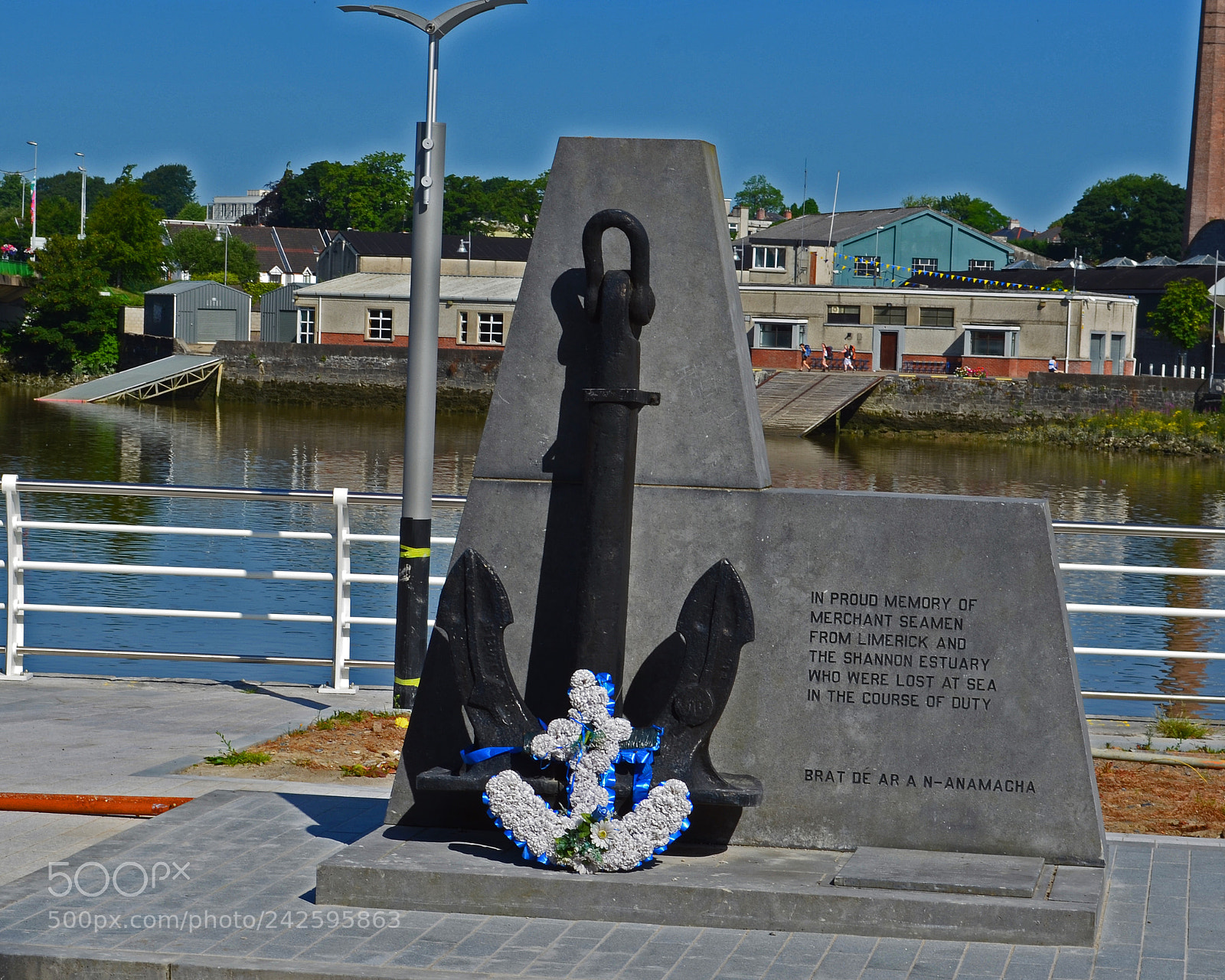 Nikon D5100 sample photo. Merchant seaman monument photography
