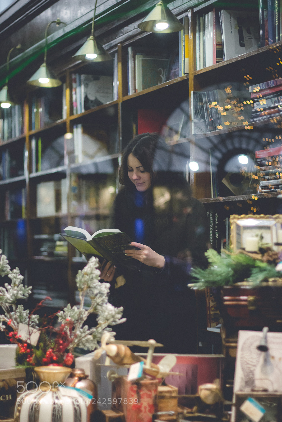 Canon EOS 60D sample photo. Bookworm photography