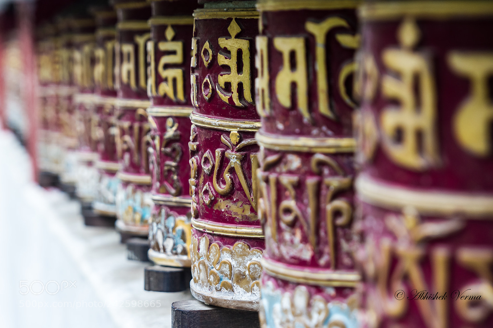 Canon EOS 550D (EOS Rebel T2i / EOS Kiss X4) sample photo. Prayer wheels photography