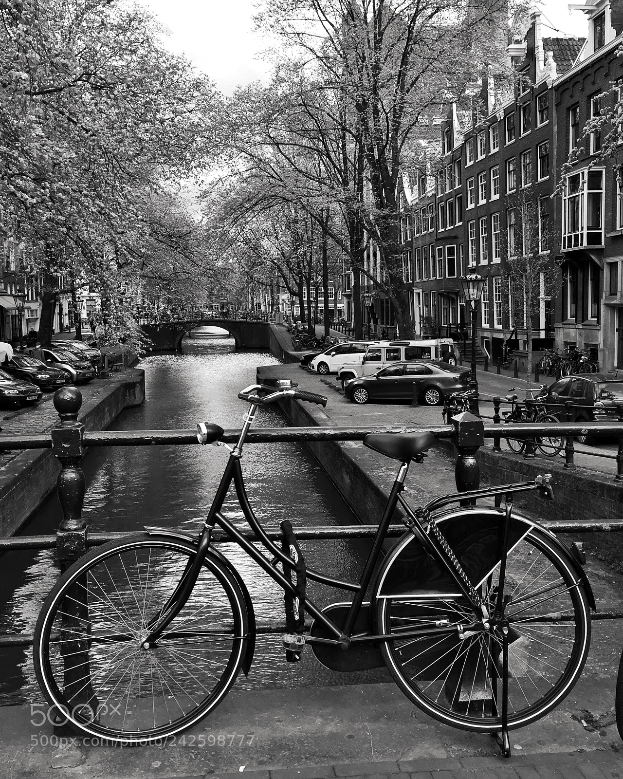 Apple iPhone 6 Plus sample photo. Typical scene in amsterdam photography