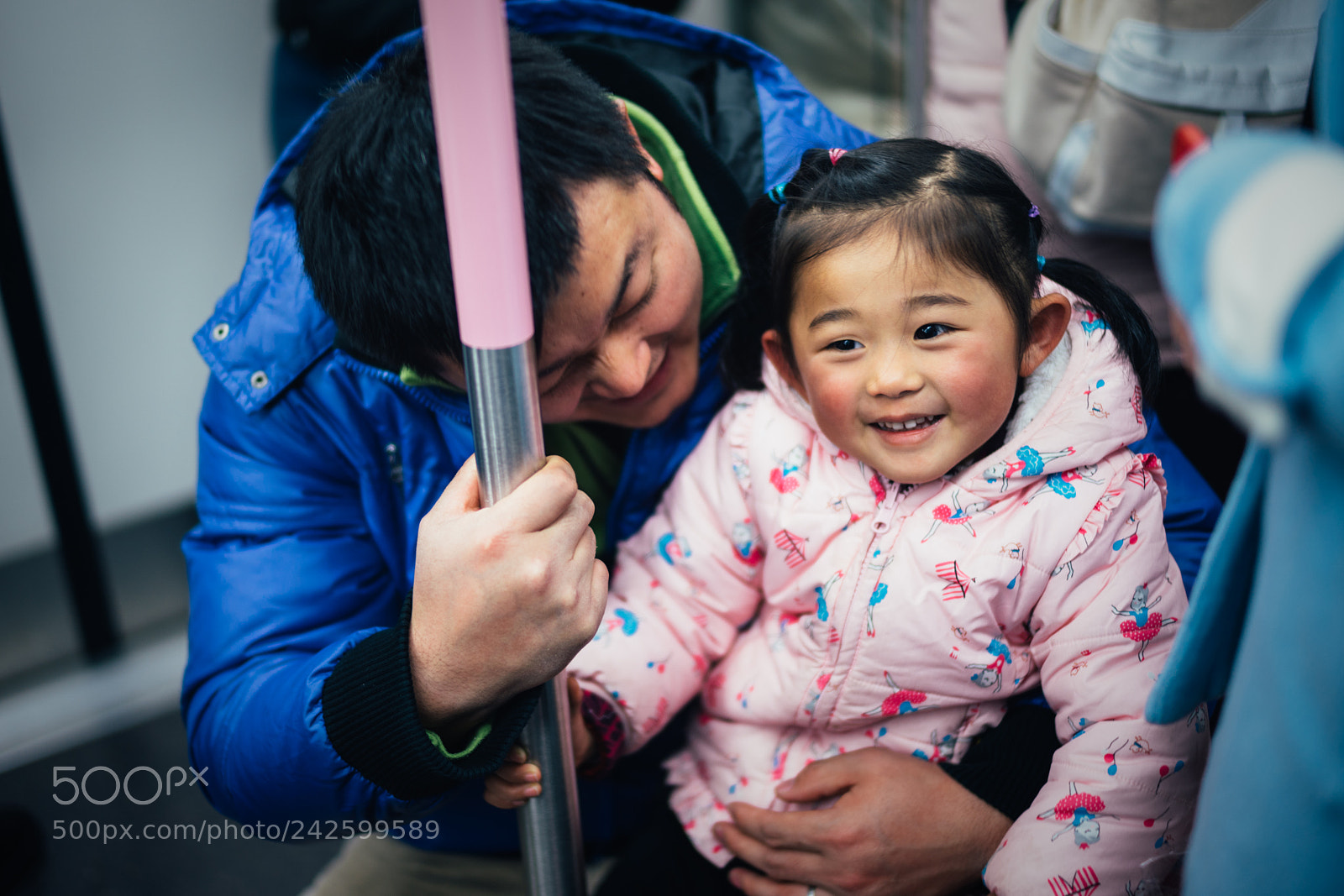 Sony a7 II sample photo. A girl with her photography