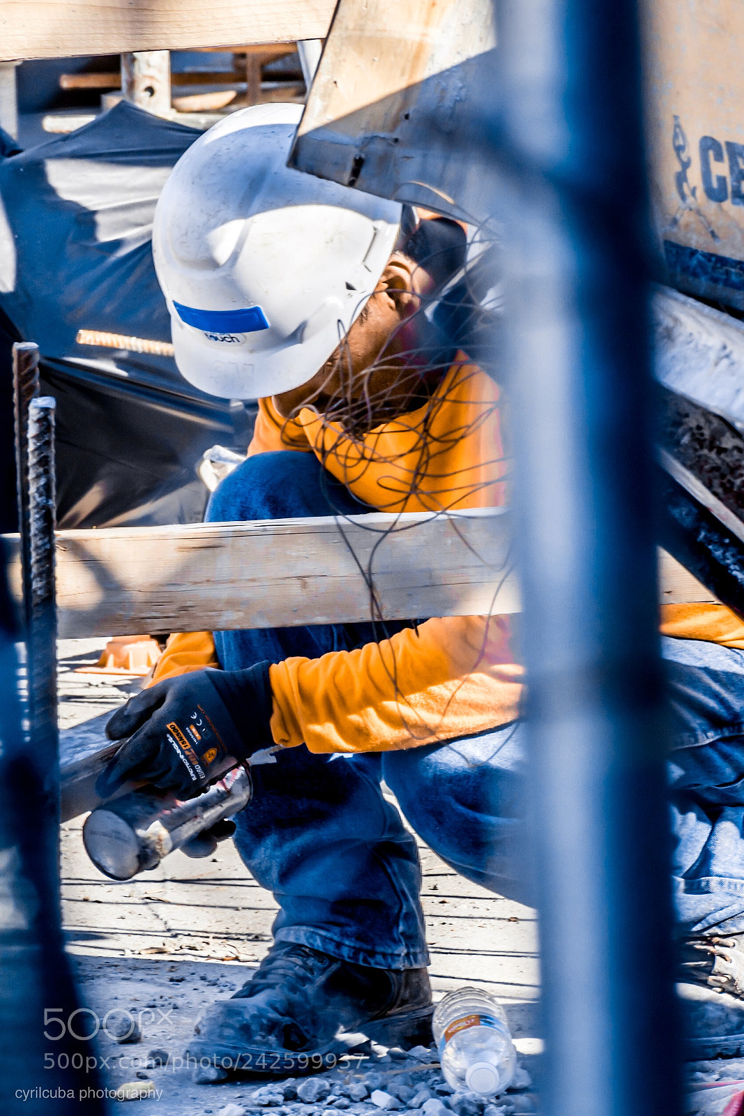 Nikon D5500 sample photo. Construction worker in miamj photography