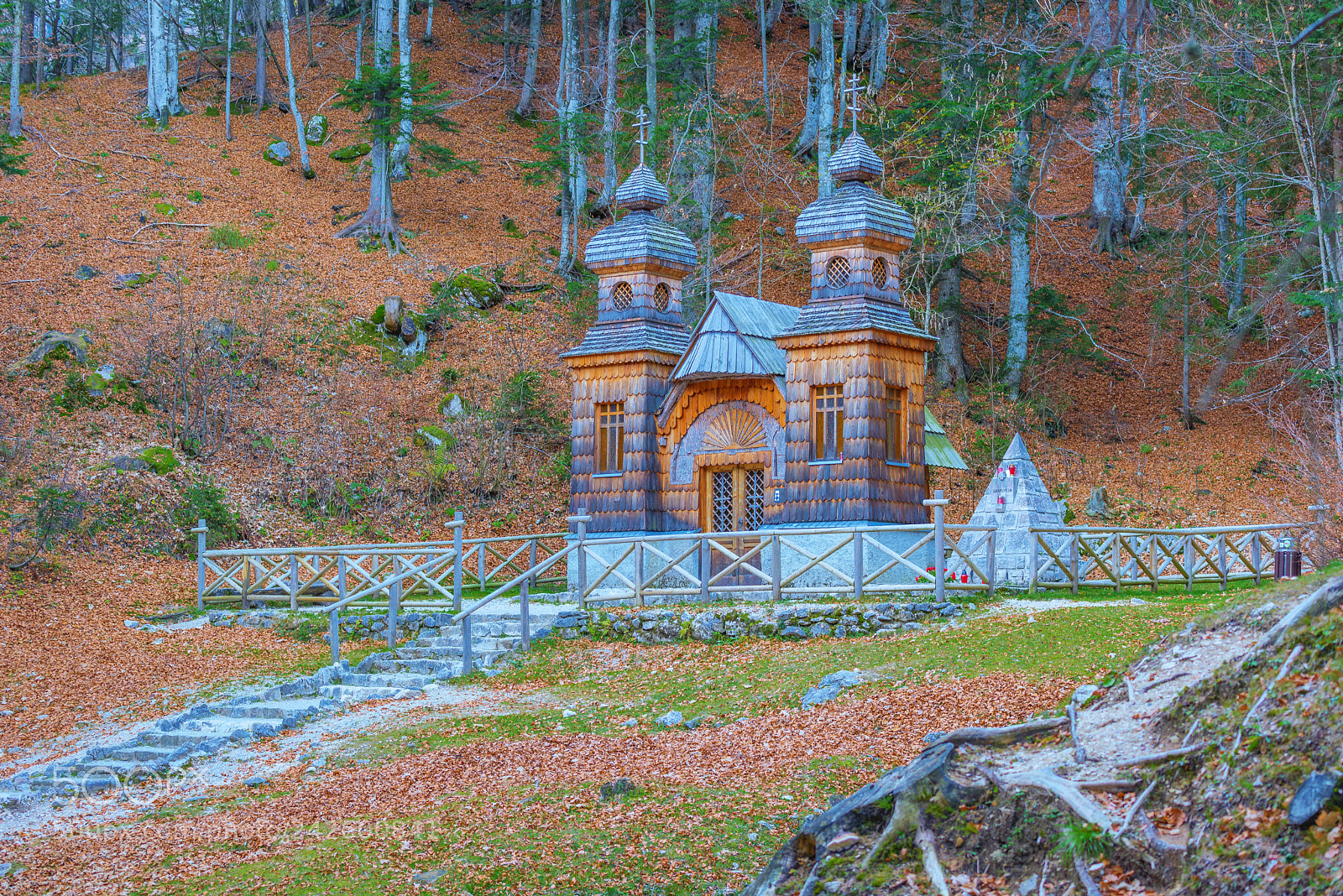 Nikon D610 sample photo. Ruska kapelica na vr photography