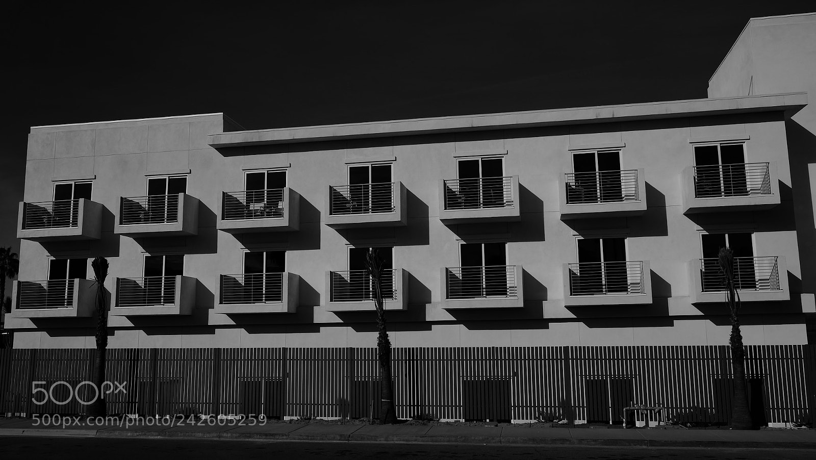 Fujifilm X-T1 sample photo. ...”modern”.. photography