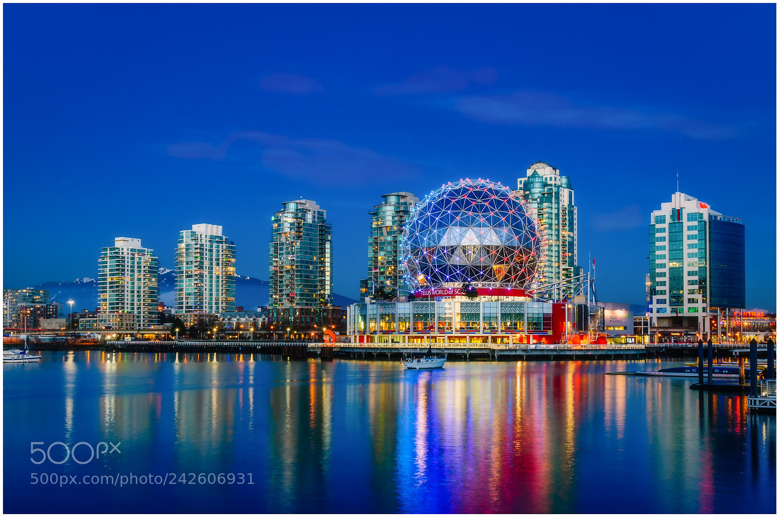 Nikon D300S sample photo. Science world blue hour photography