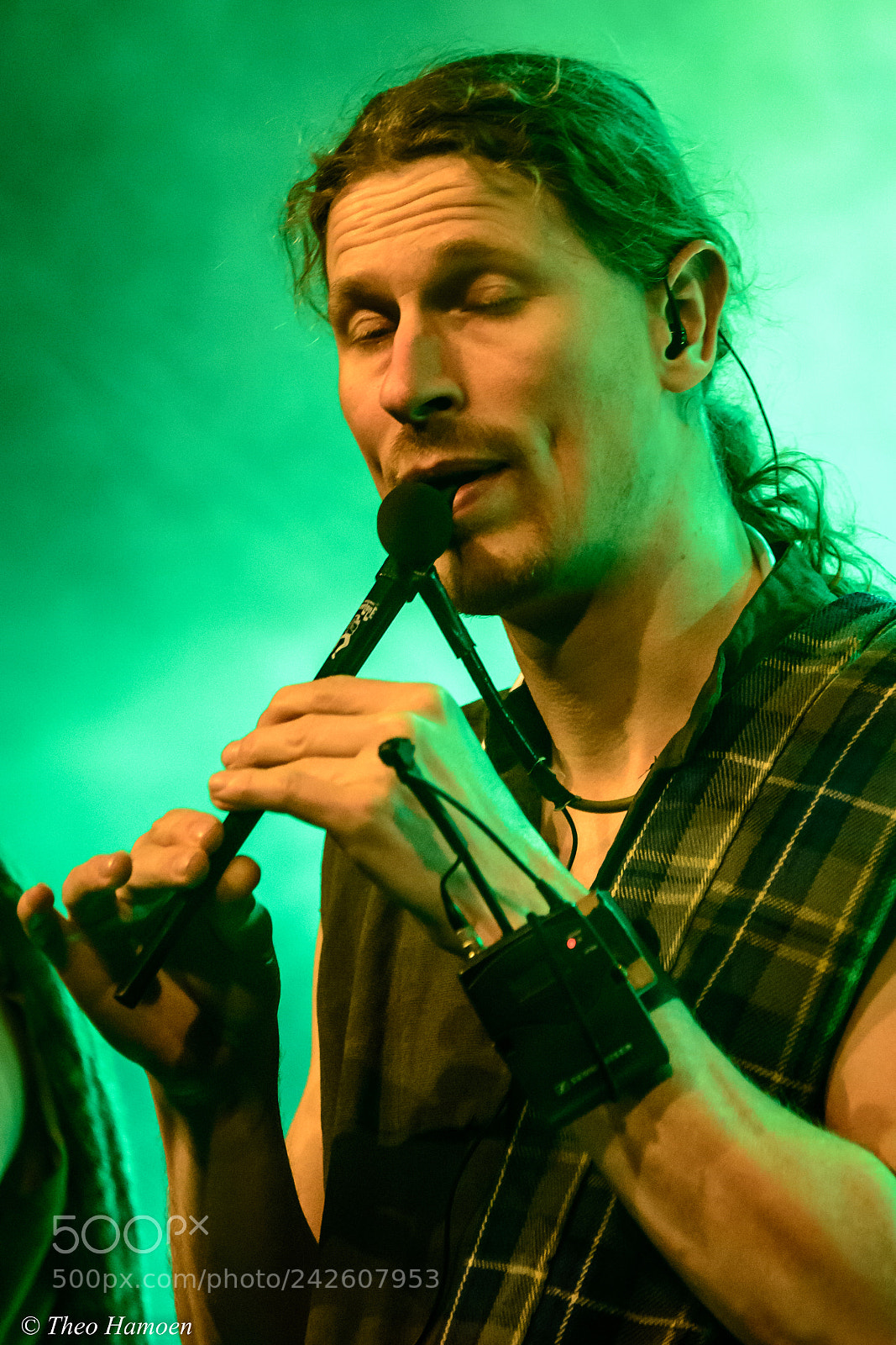 Nikon D7100 sample photo. Playing the flute photography