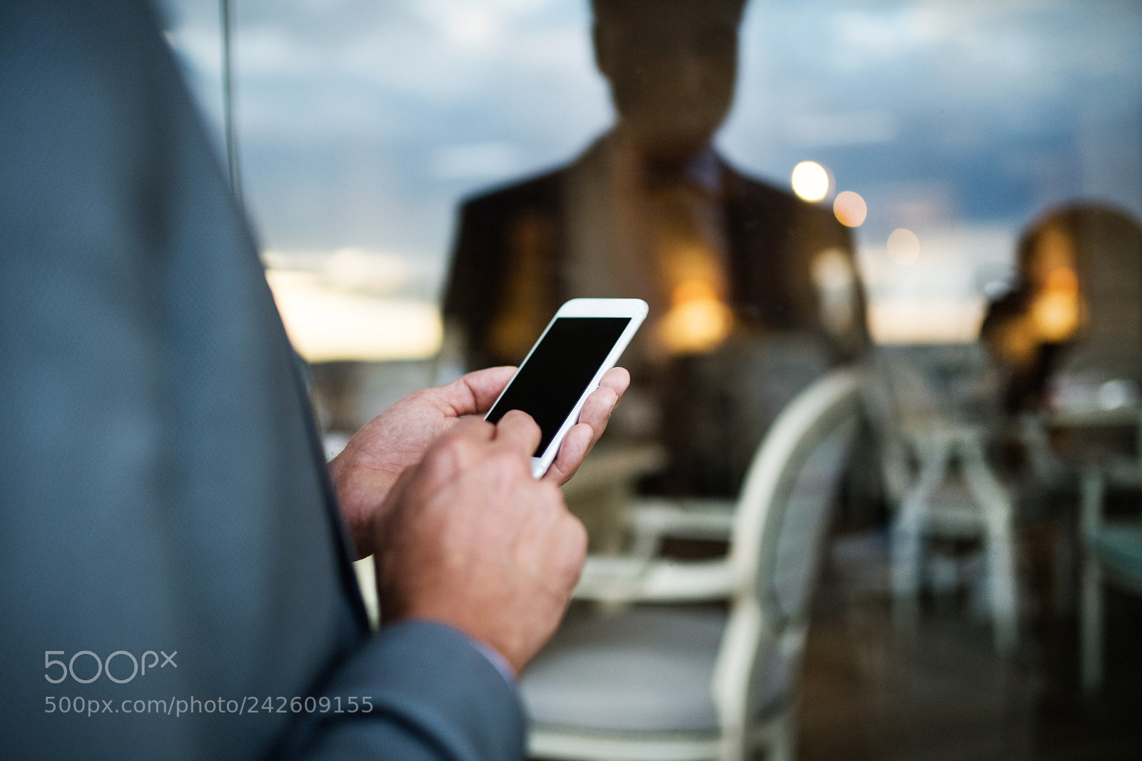 Nikon D5 sample photo. Businessman with smartphone in photography
