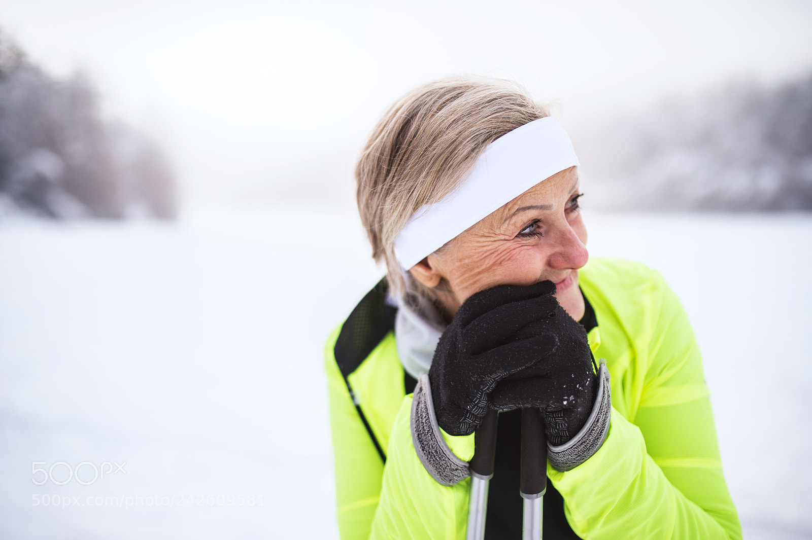 Nikon D4S sample photo. Senior woman skiing. photography