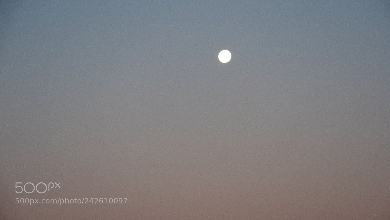 Panasonic Lumix DC-GH5 sample photo. Morning winter moon photography