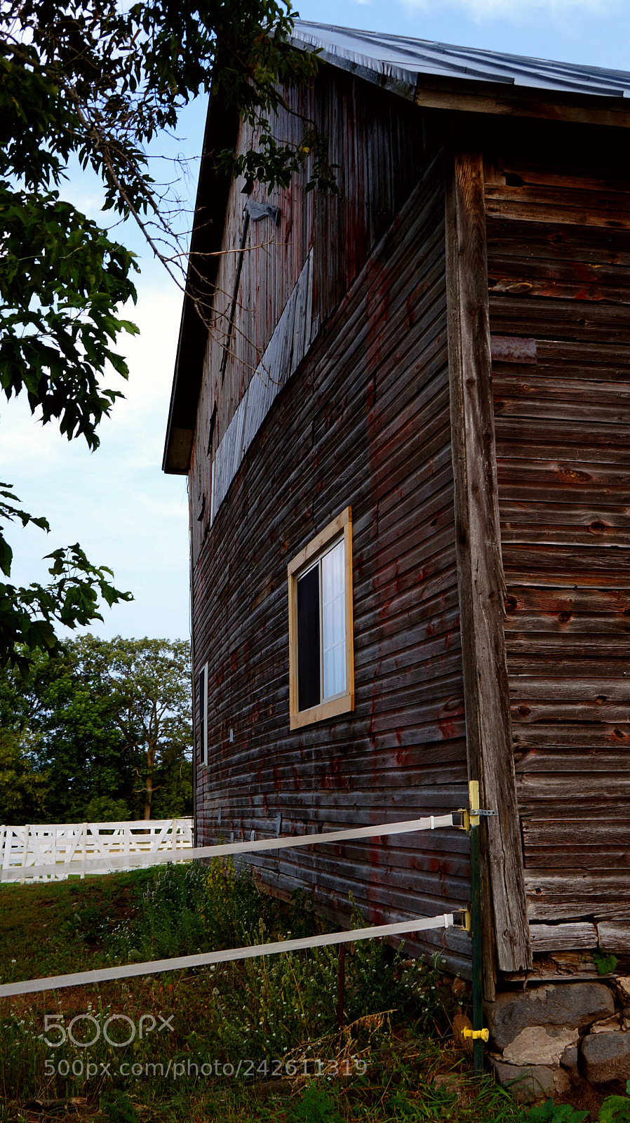 Sony Alpha NEX-5N sample photo. Side barn perspective photography