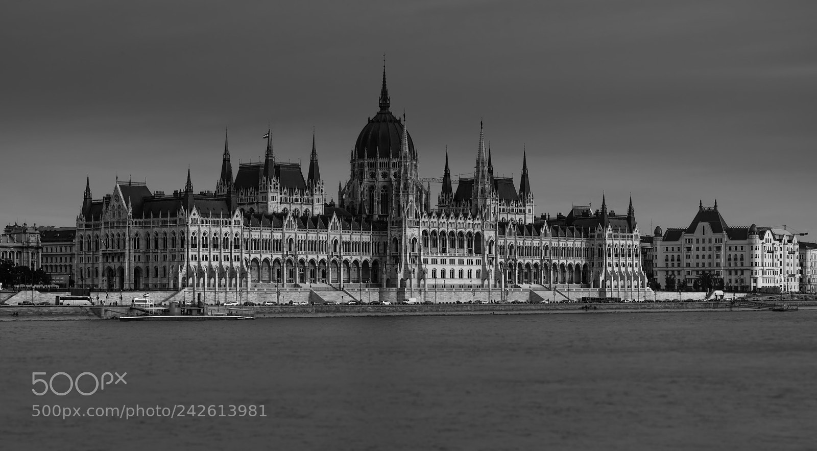 Pentax K-50 sample photo. Parliament and the danube photography