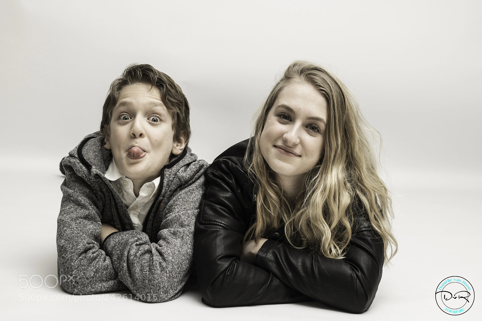 Canon EOS 760D (EOS Rebel T6s / EOS 8000D) sample photo. Boy and girl photo photography