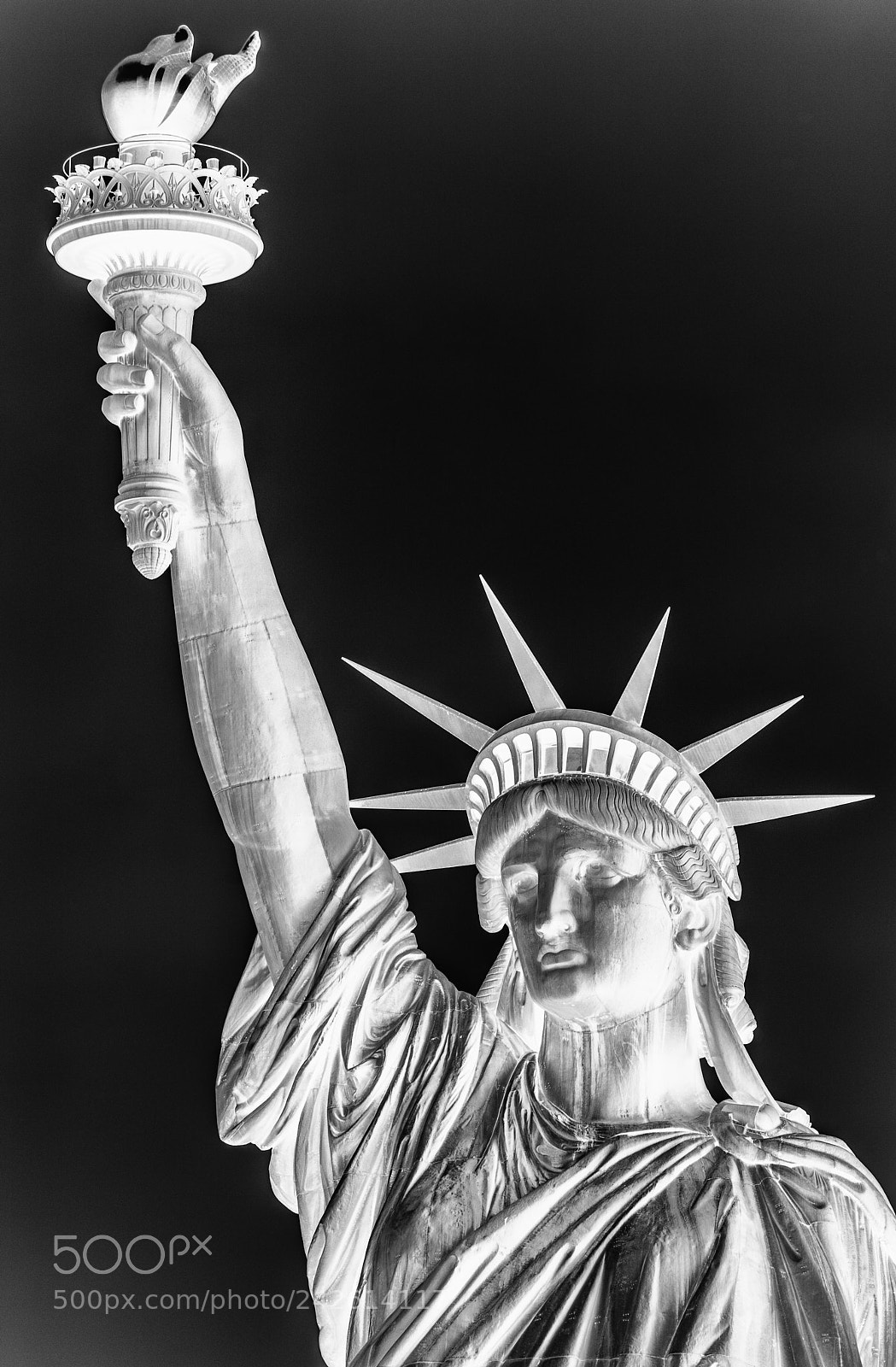 Canon EOS 5DS R sample photo. Statue of liberty photography