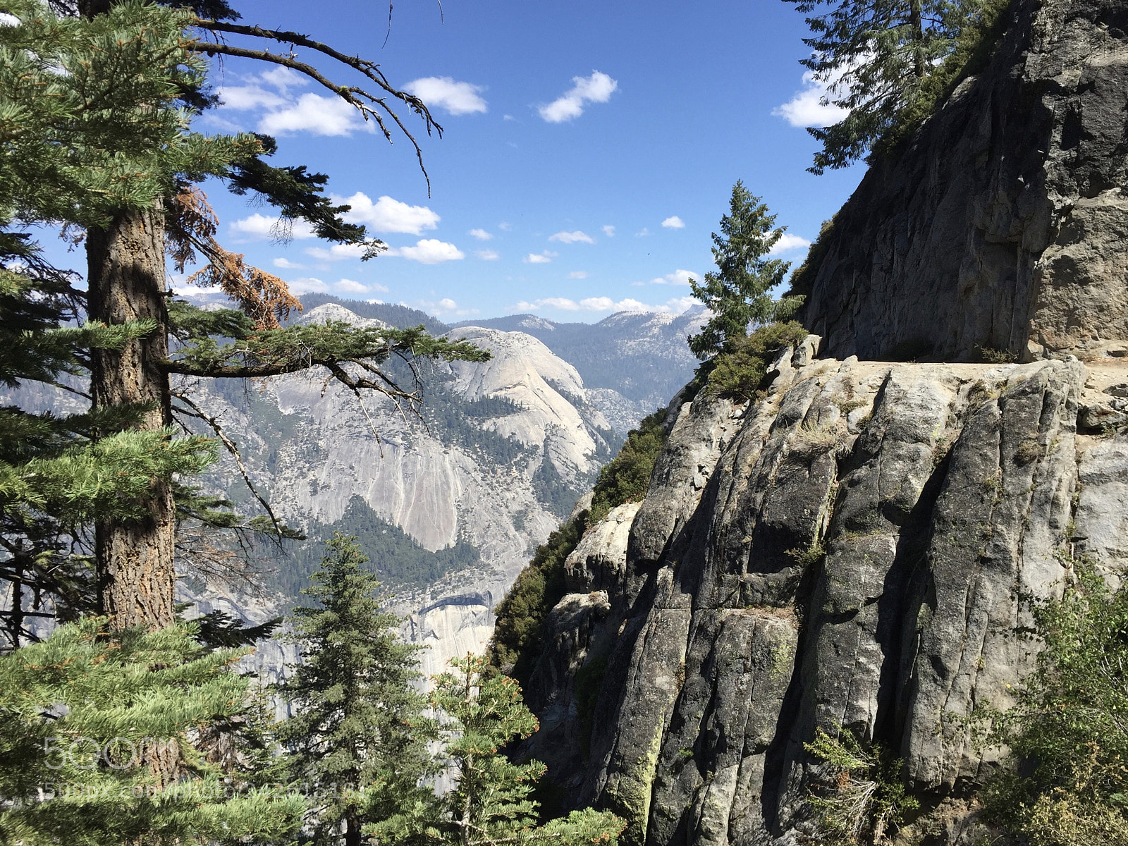 Apple iPhone 6 sample photo. Yosemite - 4 mile trail photography
