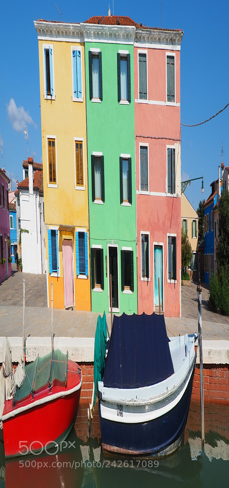 Olympus PEN-F sample photo. Burano stretched photography