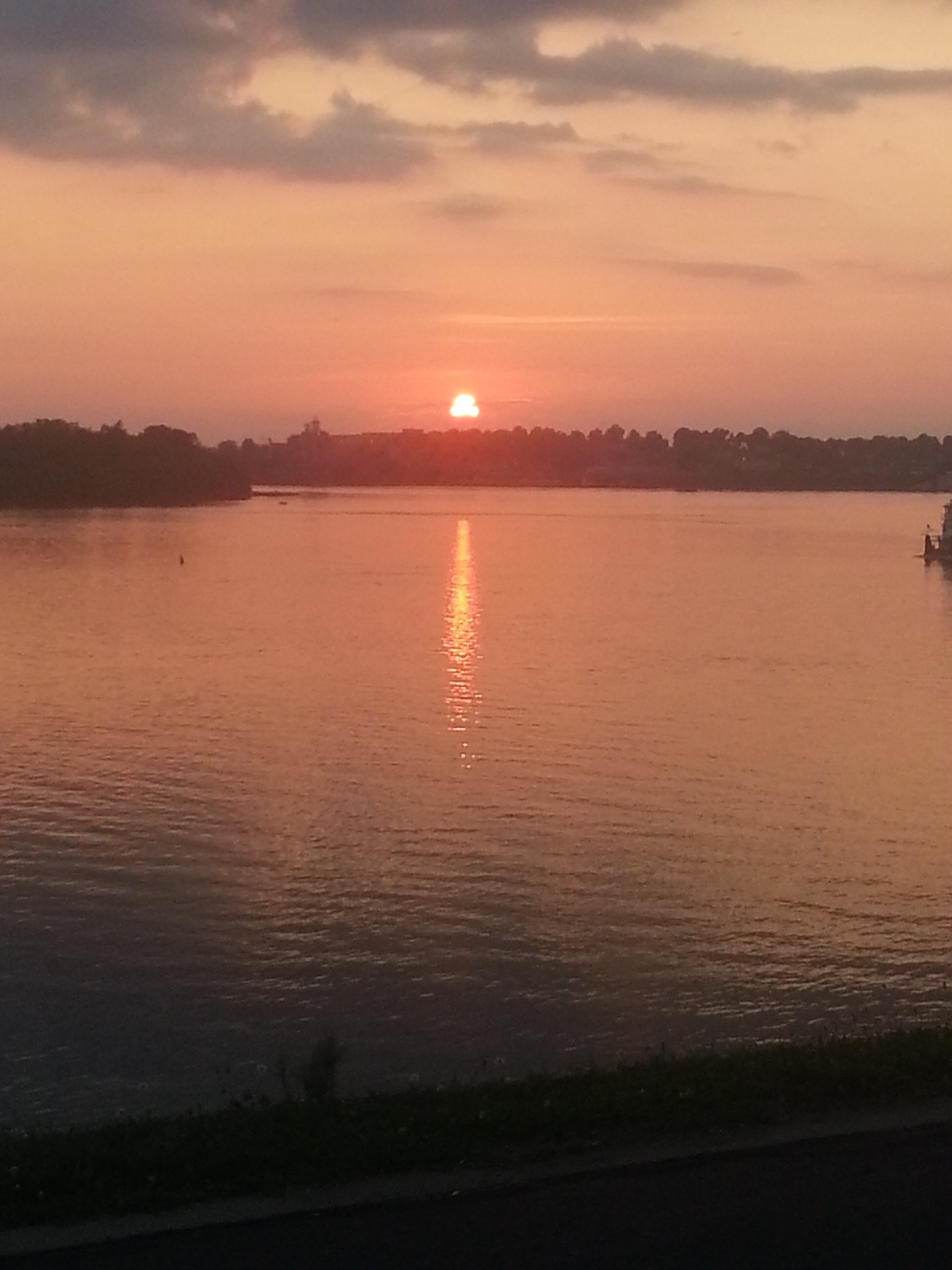 Samsung SGH-I317 sample photo. Sunset over the river photography