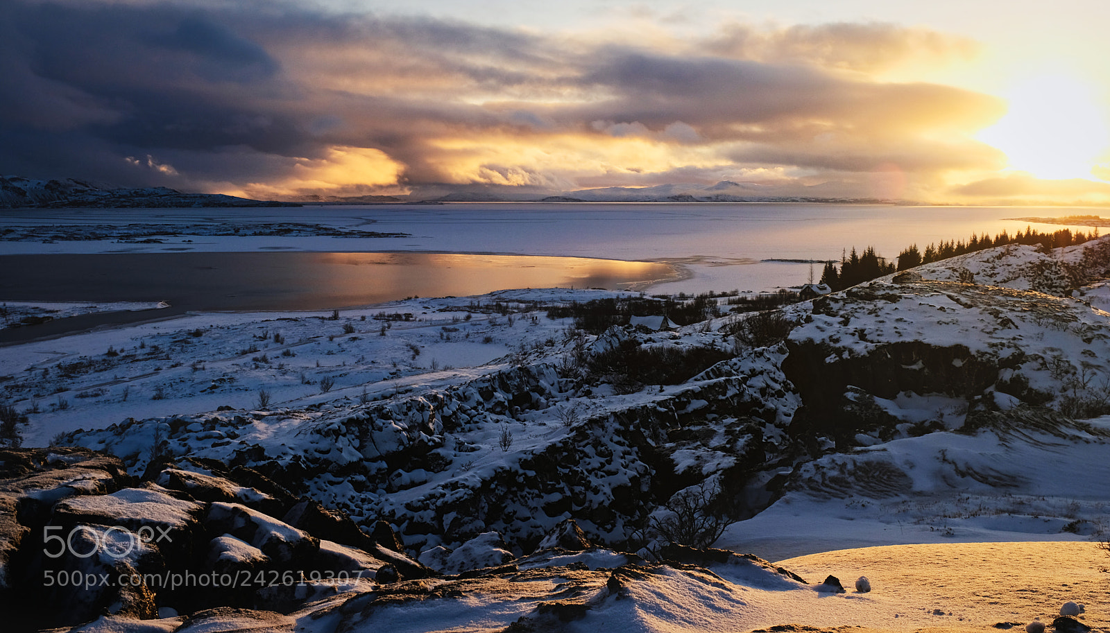 Fujifilm X100F sample photo. Golden hour in iceland photography